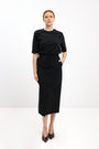 STRAIGHT-CUT BLACK MIDI SKIRT