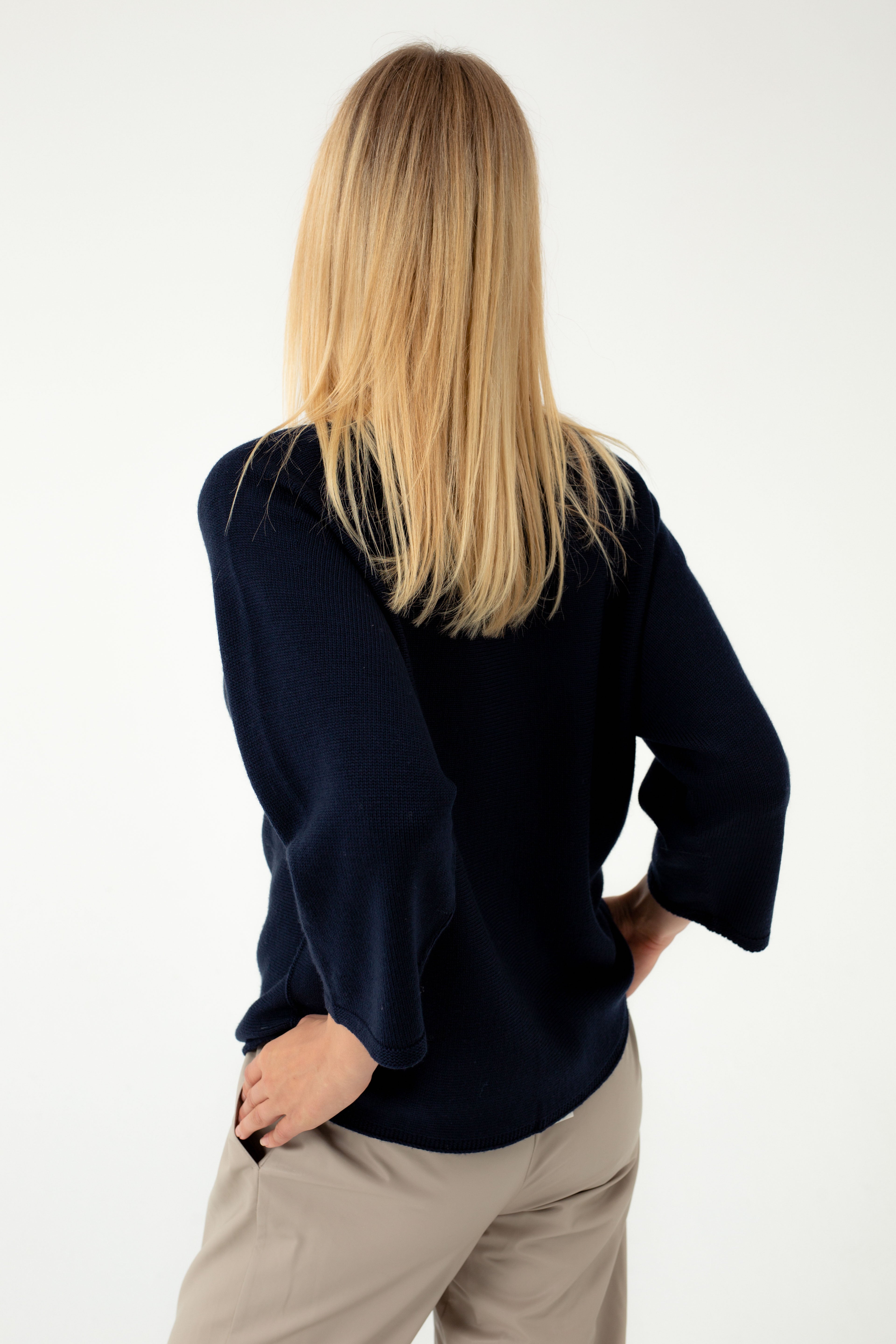 PURE WOOL LOOSE FIT NAVY SWEATER