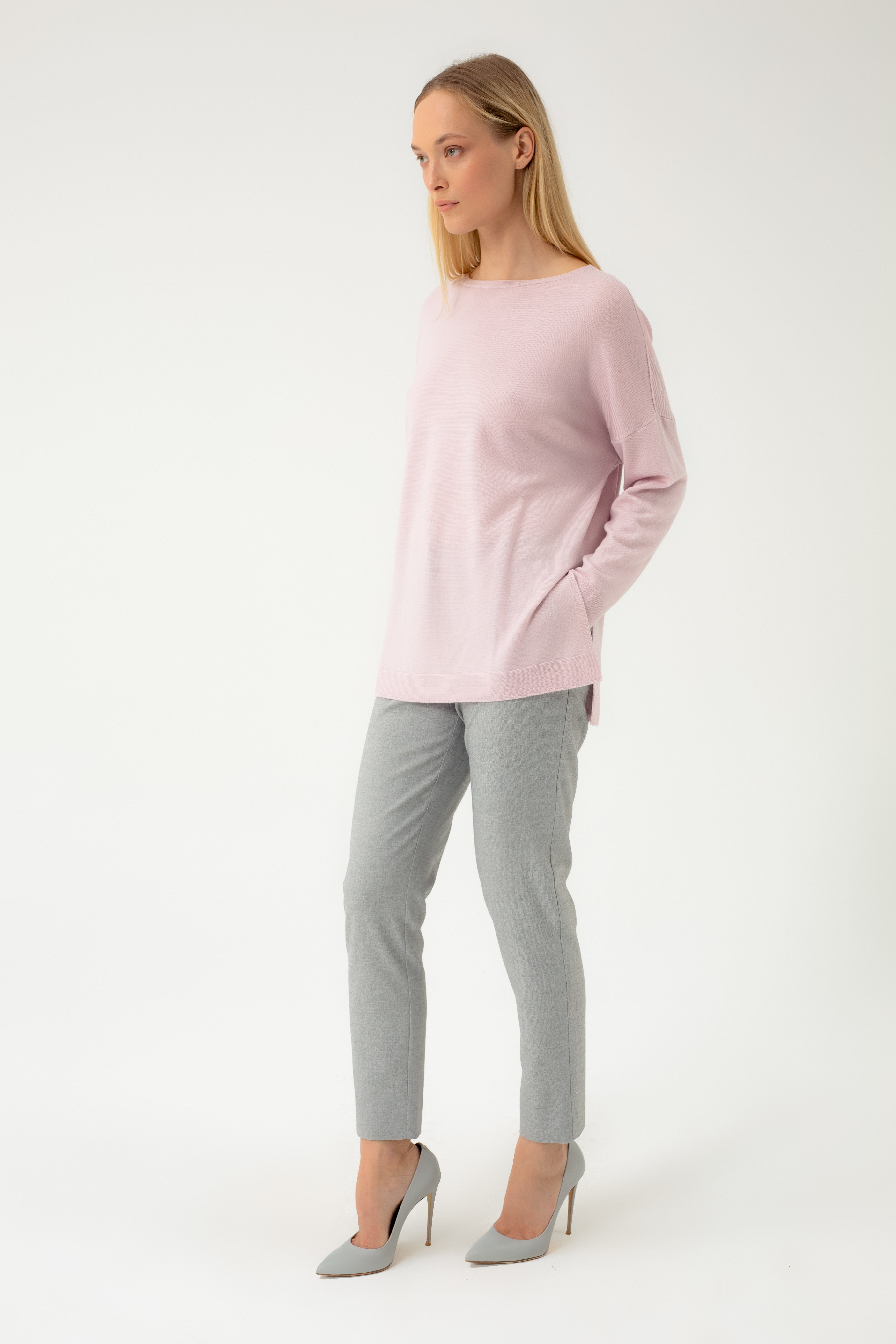 PURE WOOL OVERSIZED PINK SWEATER