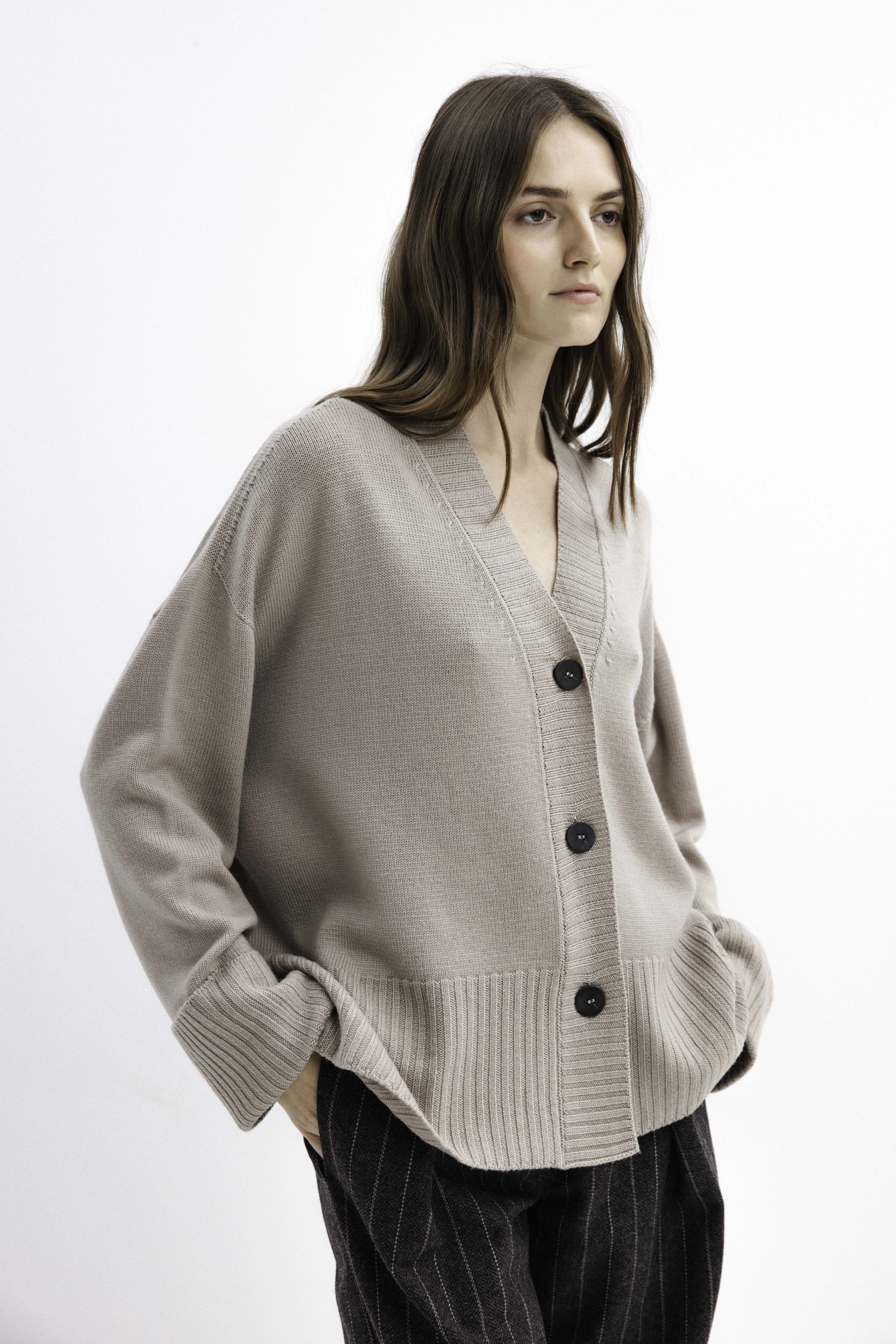 MERINO WOOL OVERSIZED SWEATER WITH BUTTONS
