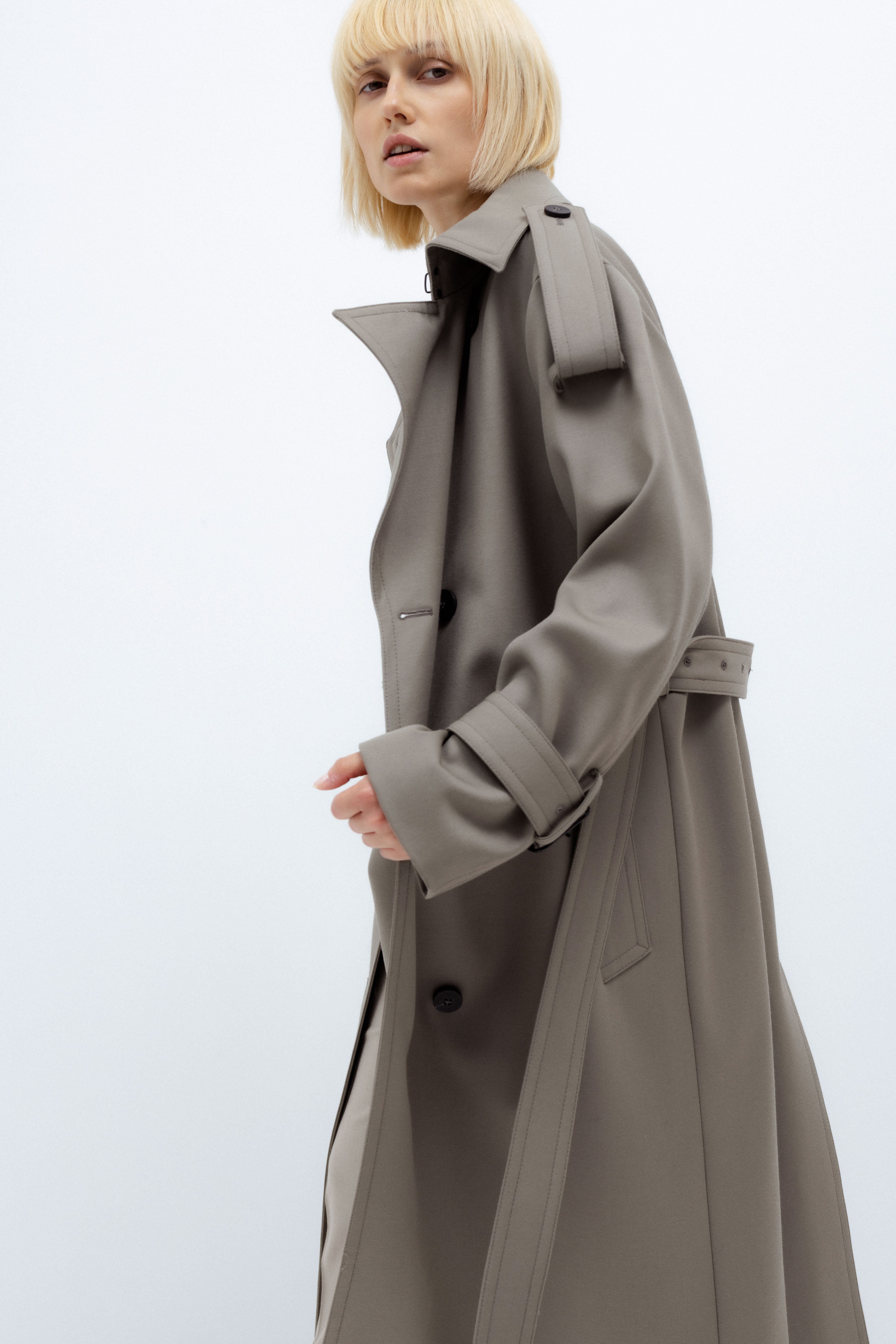 PASTEL KHAKI TRENCH COAT IN WOOL