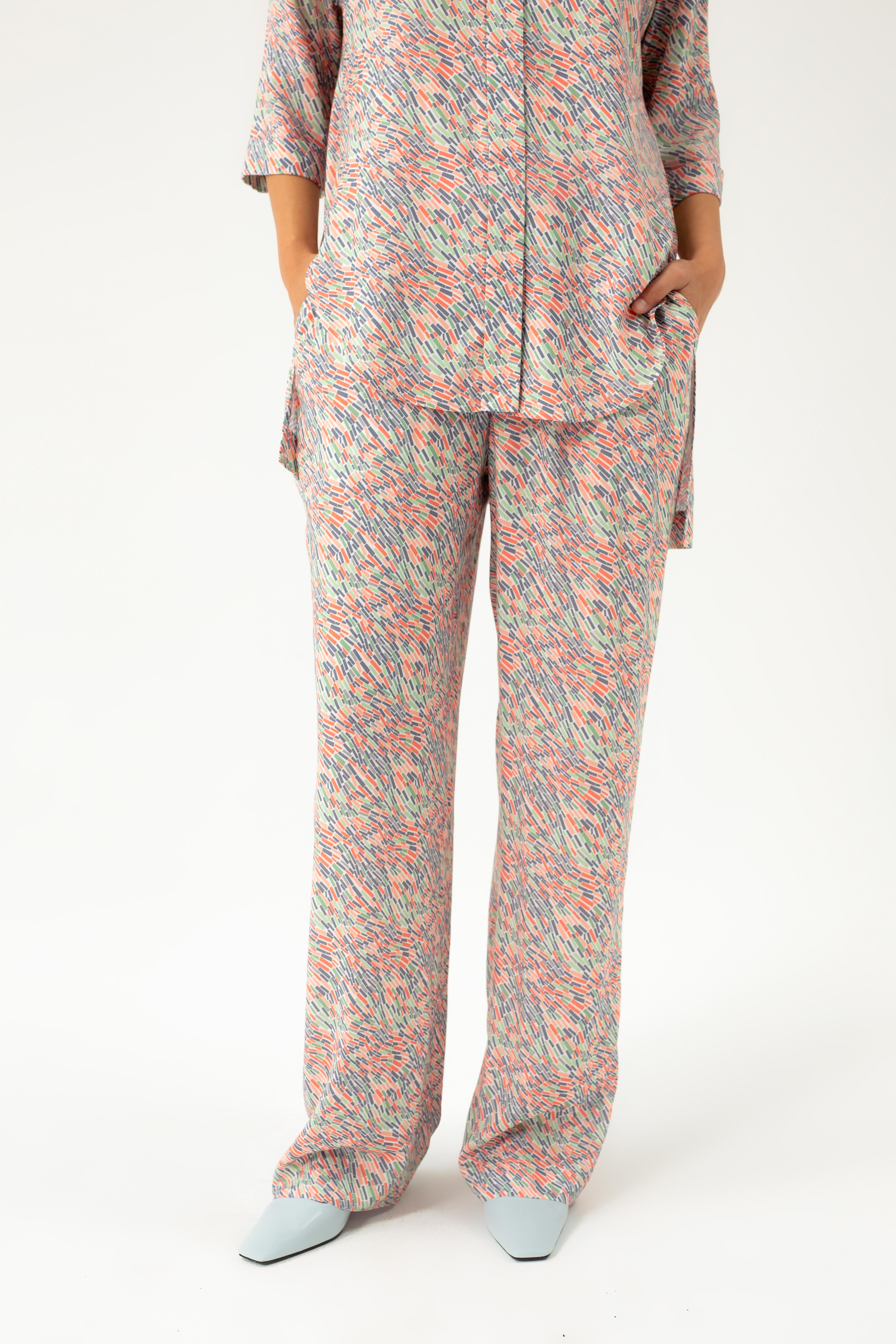 STRAIGHT VISCOSE TROUSERS WITH PRINT