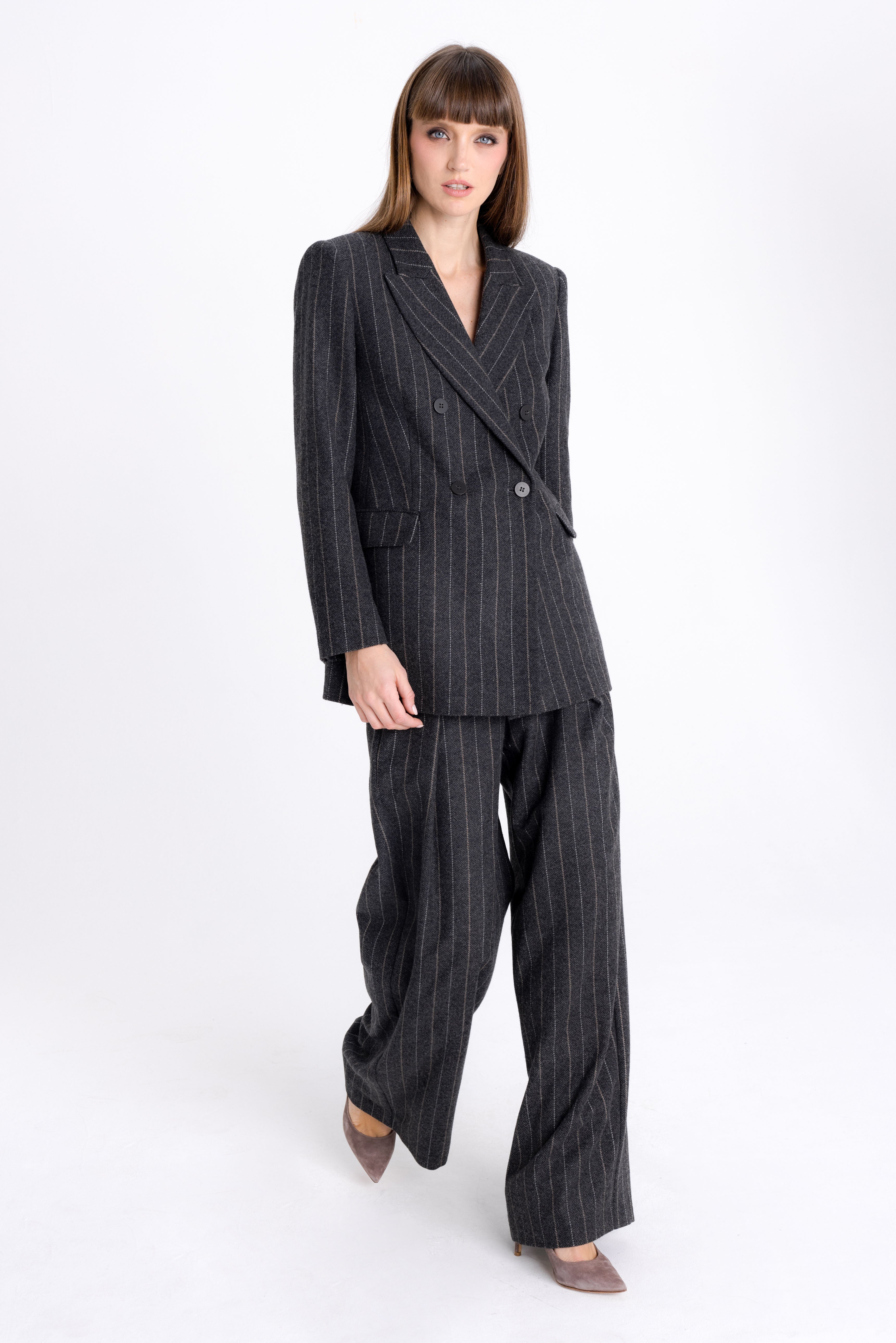 WIDE-LEG GREY STRIPED TROUSERS