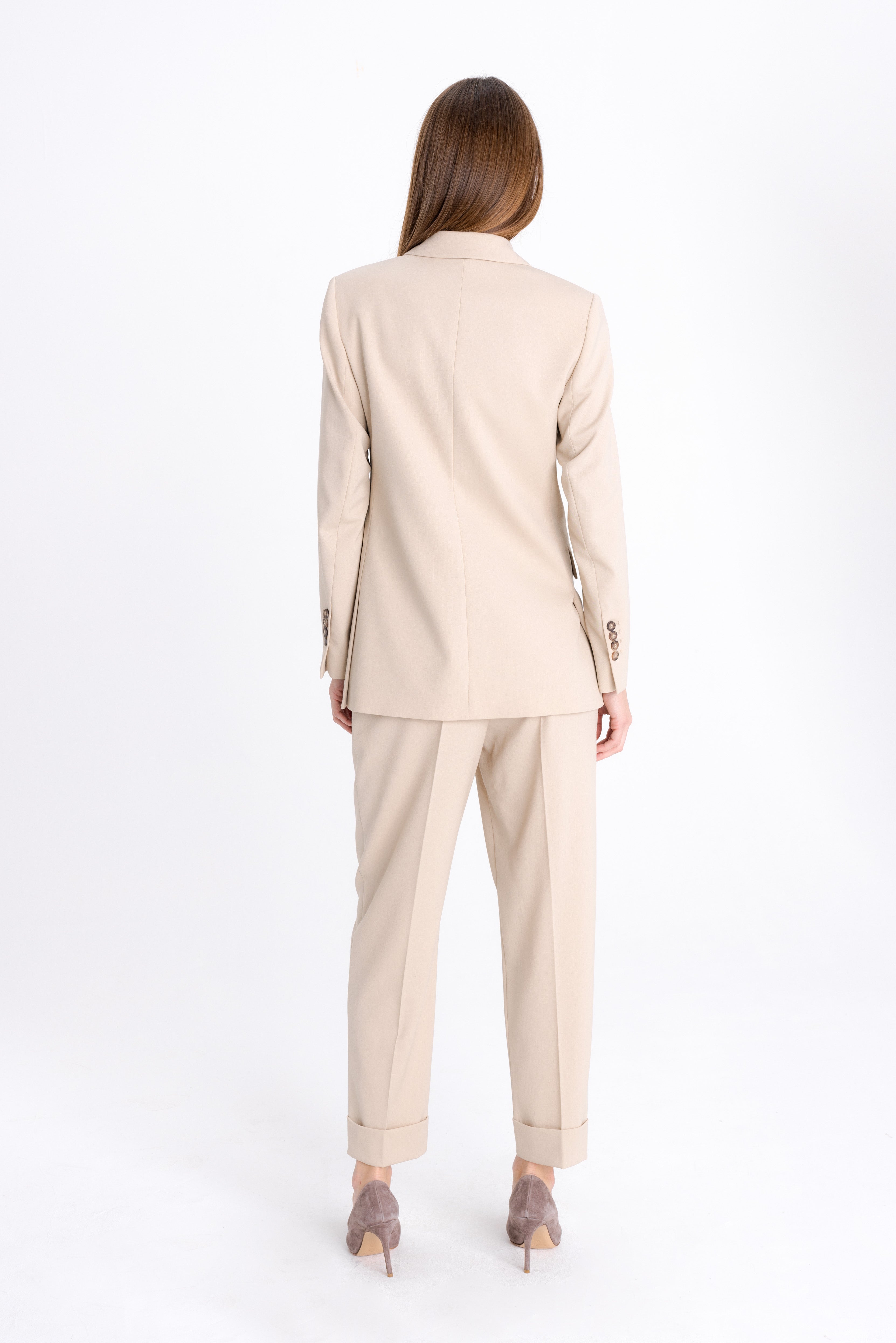 BEIGE ANKLE LENGTH TROUSERS WITH TURN-UP HEMS