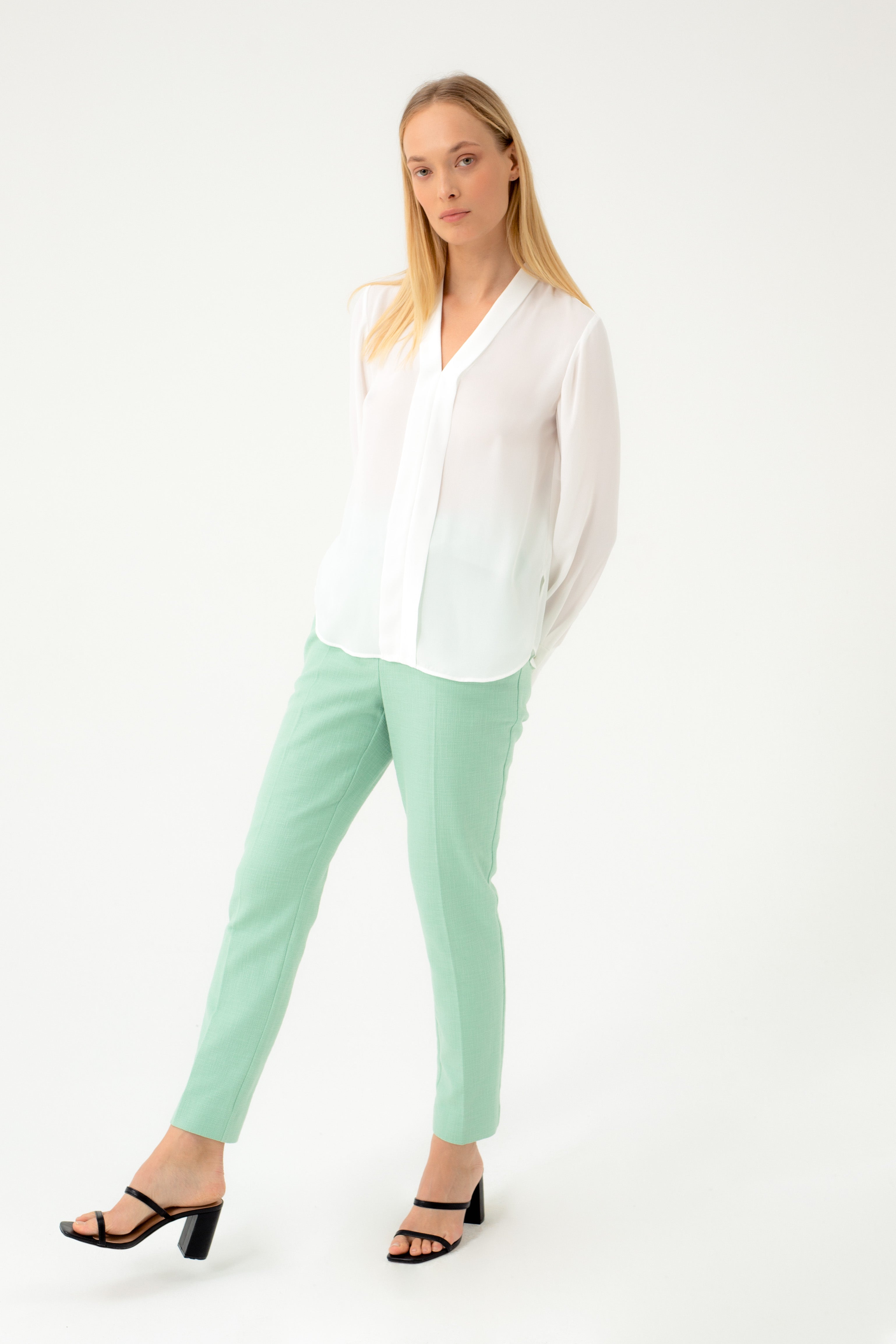 TAPERED MINT TROUSERS WITH THE BELT