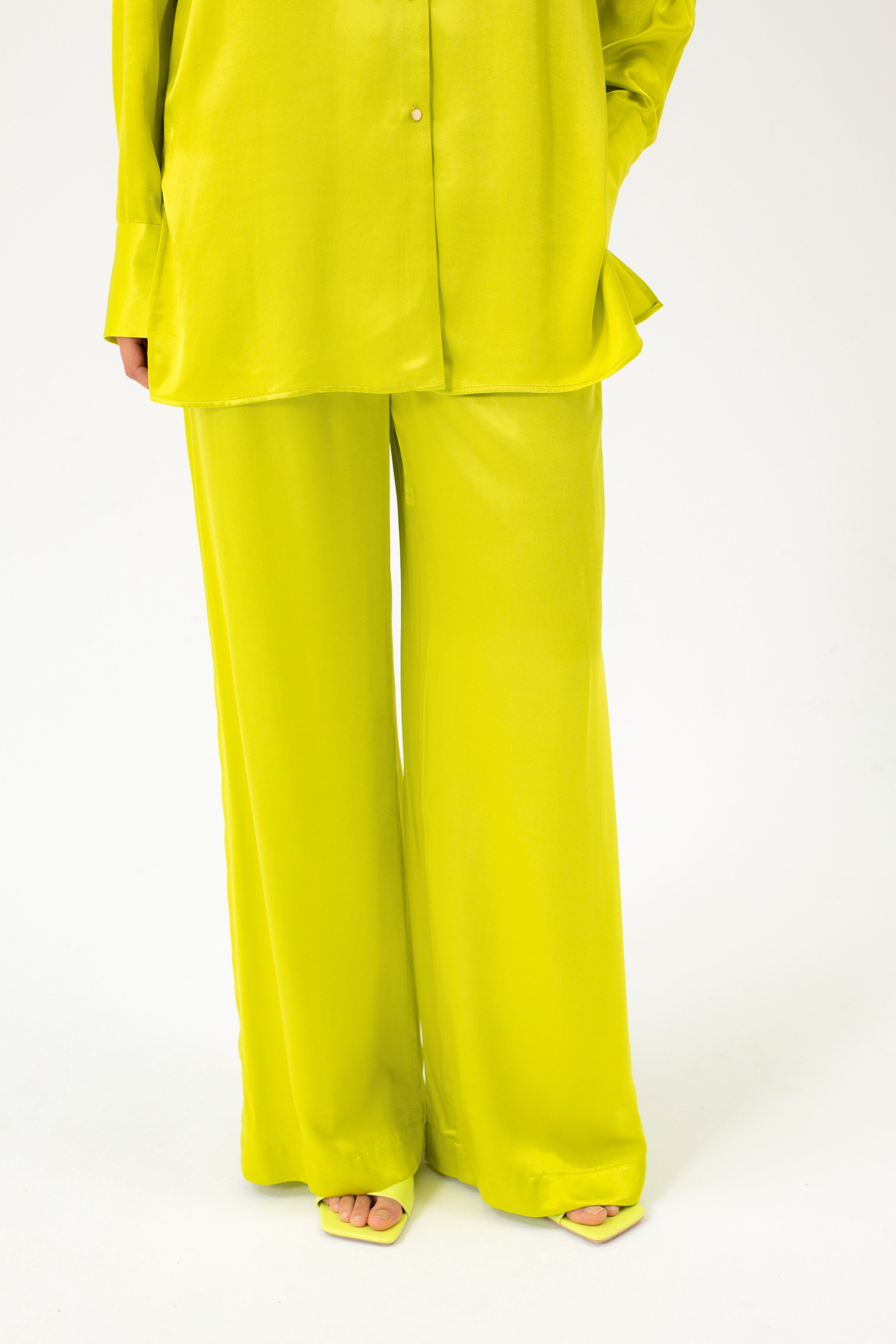 WIDE-LEG TROUSERS IN LIME