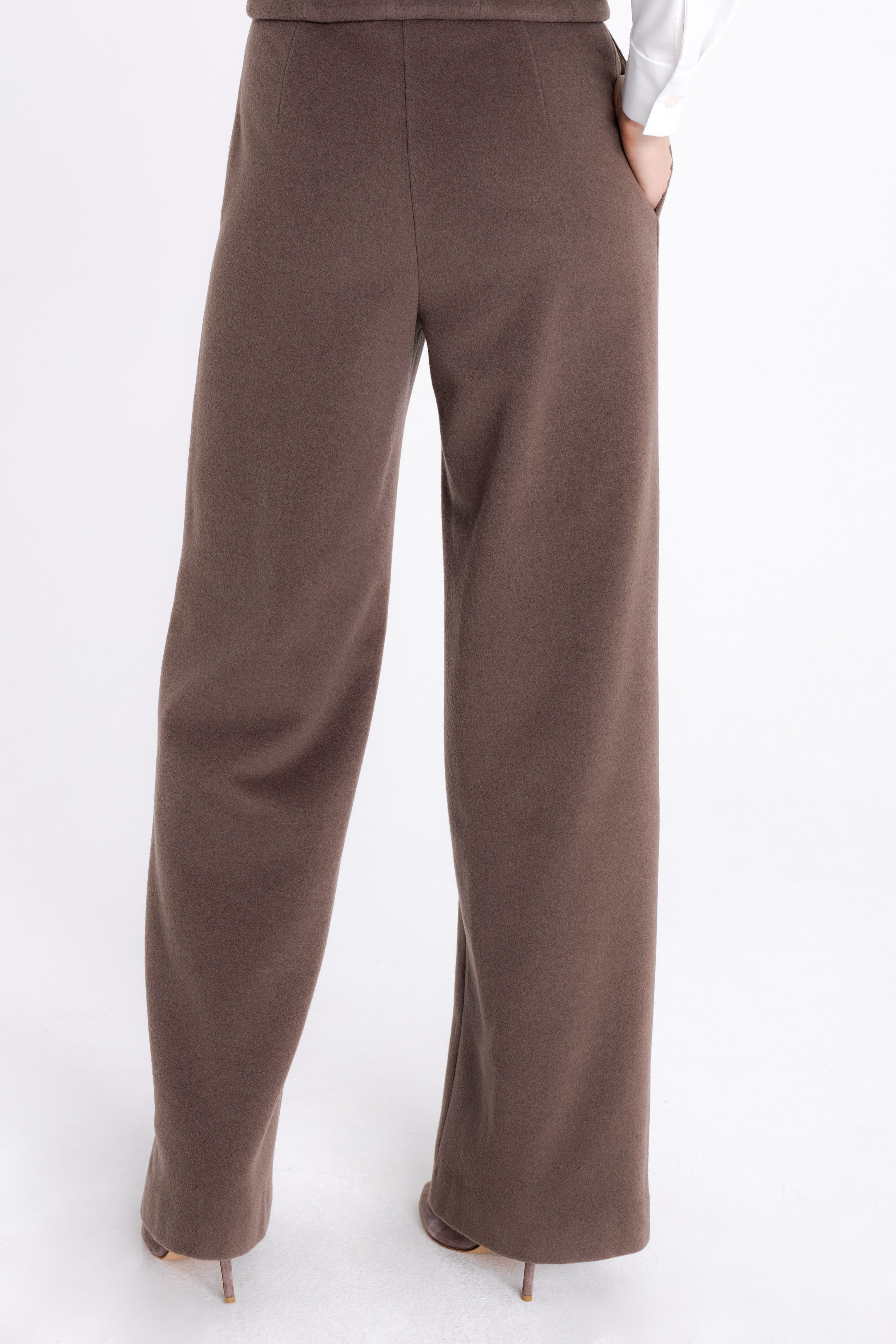 WOOL STRAIGHT COCOA TROUSERS