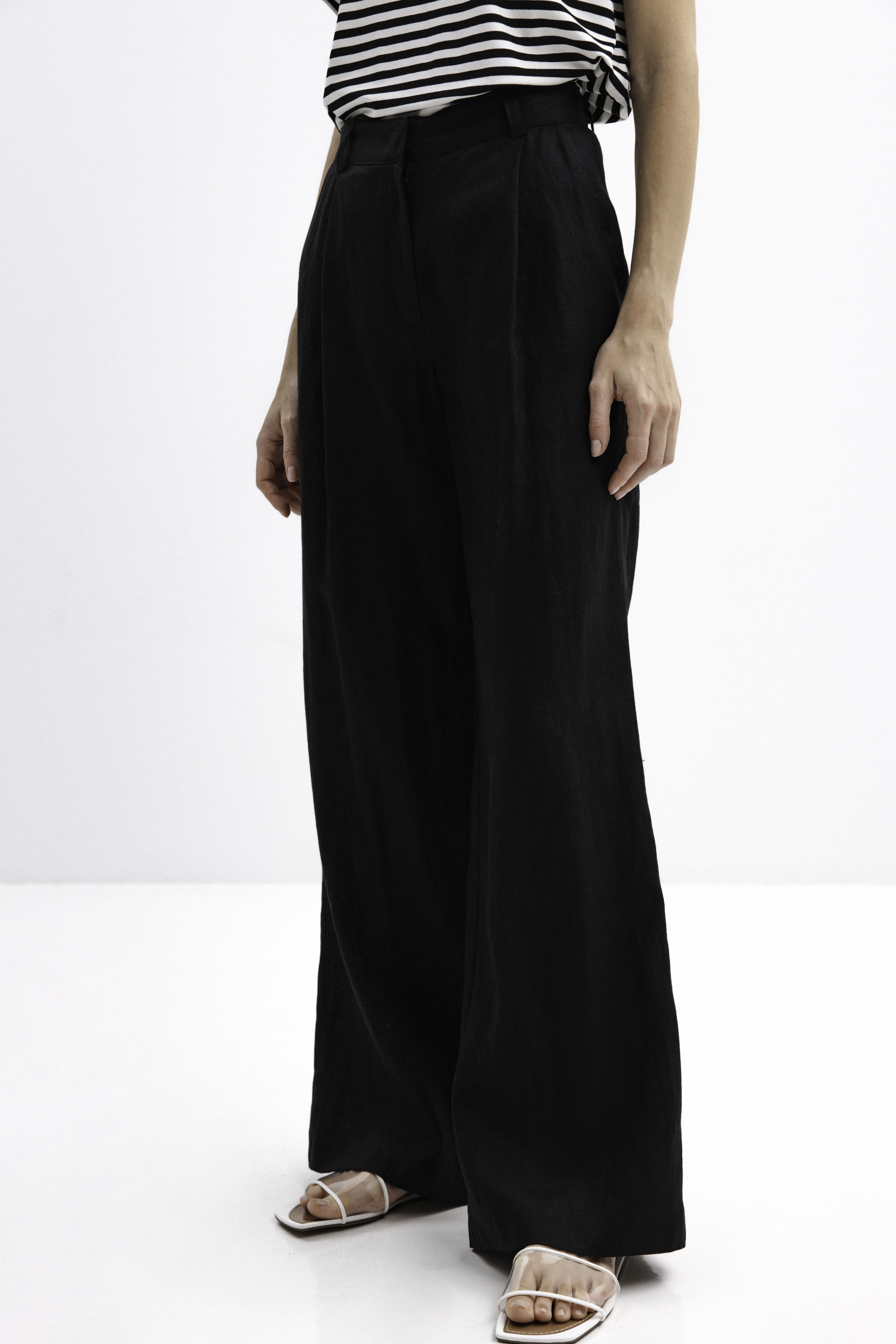 BLACK WIDE-LEG LINEN TROUSERS
