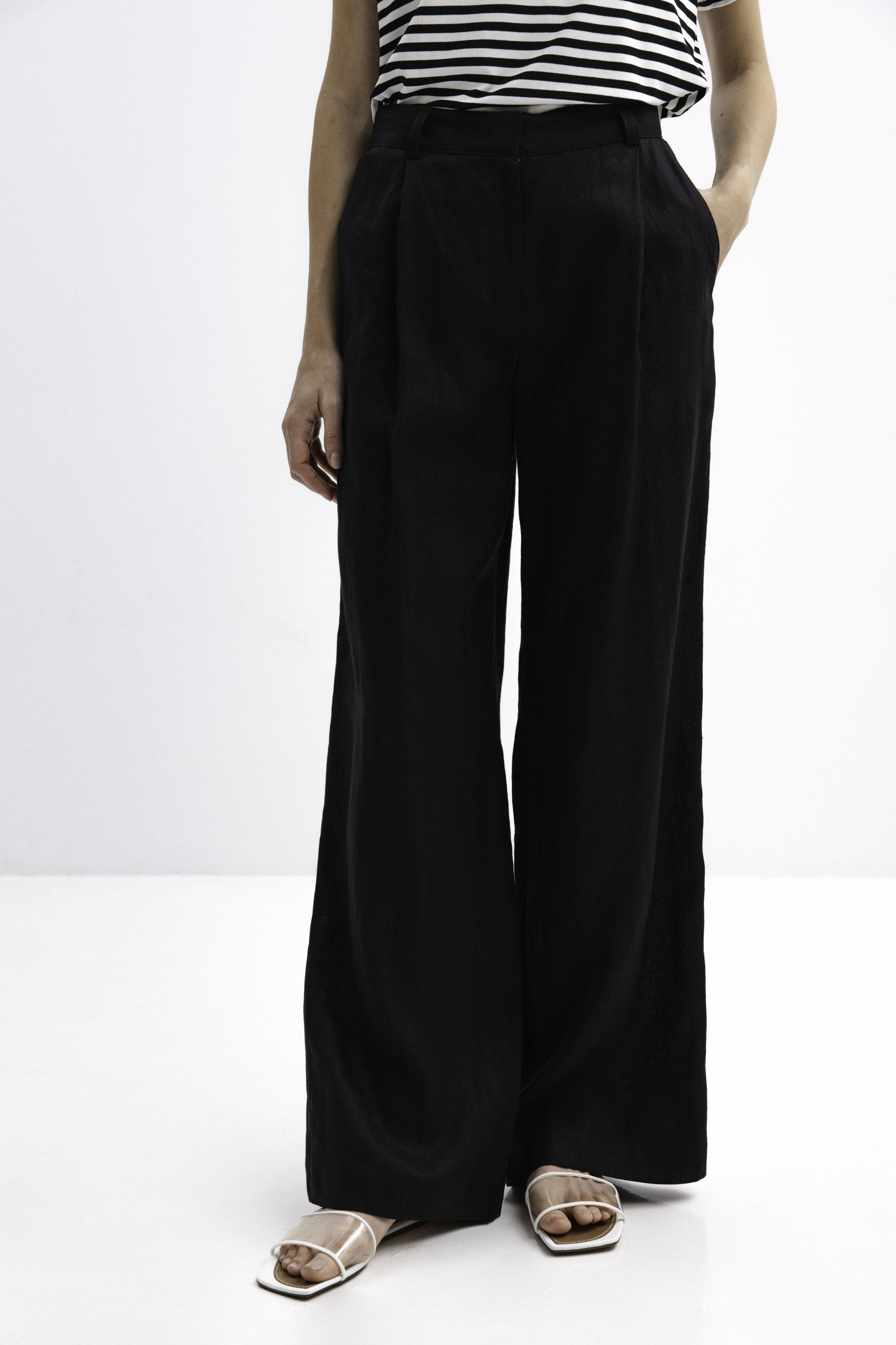 BLACK WIDE-LEG LINEN TROUSERS