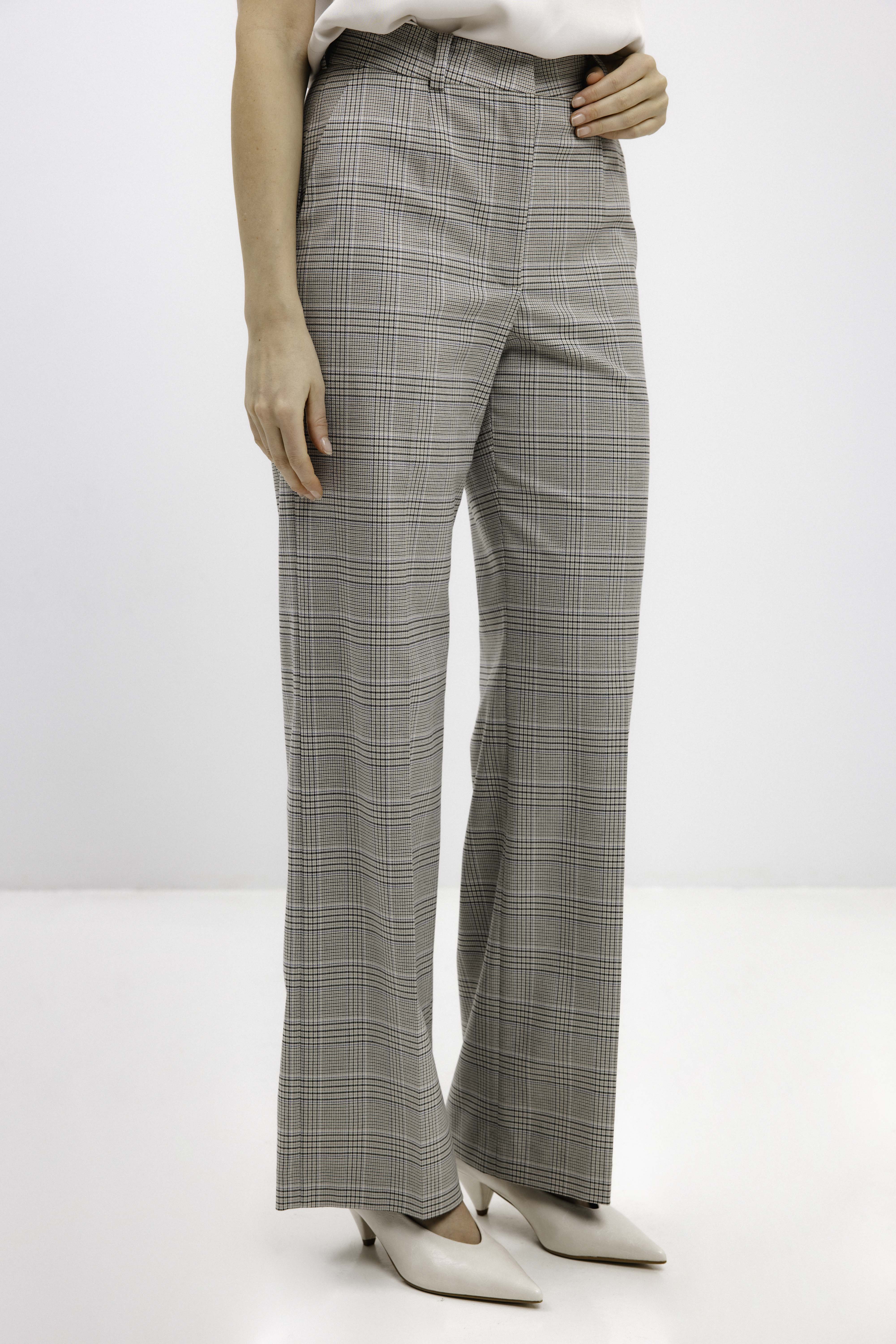 STRAIGHT-LEG TROUSERS IN CHECKED PATTERN