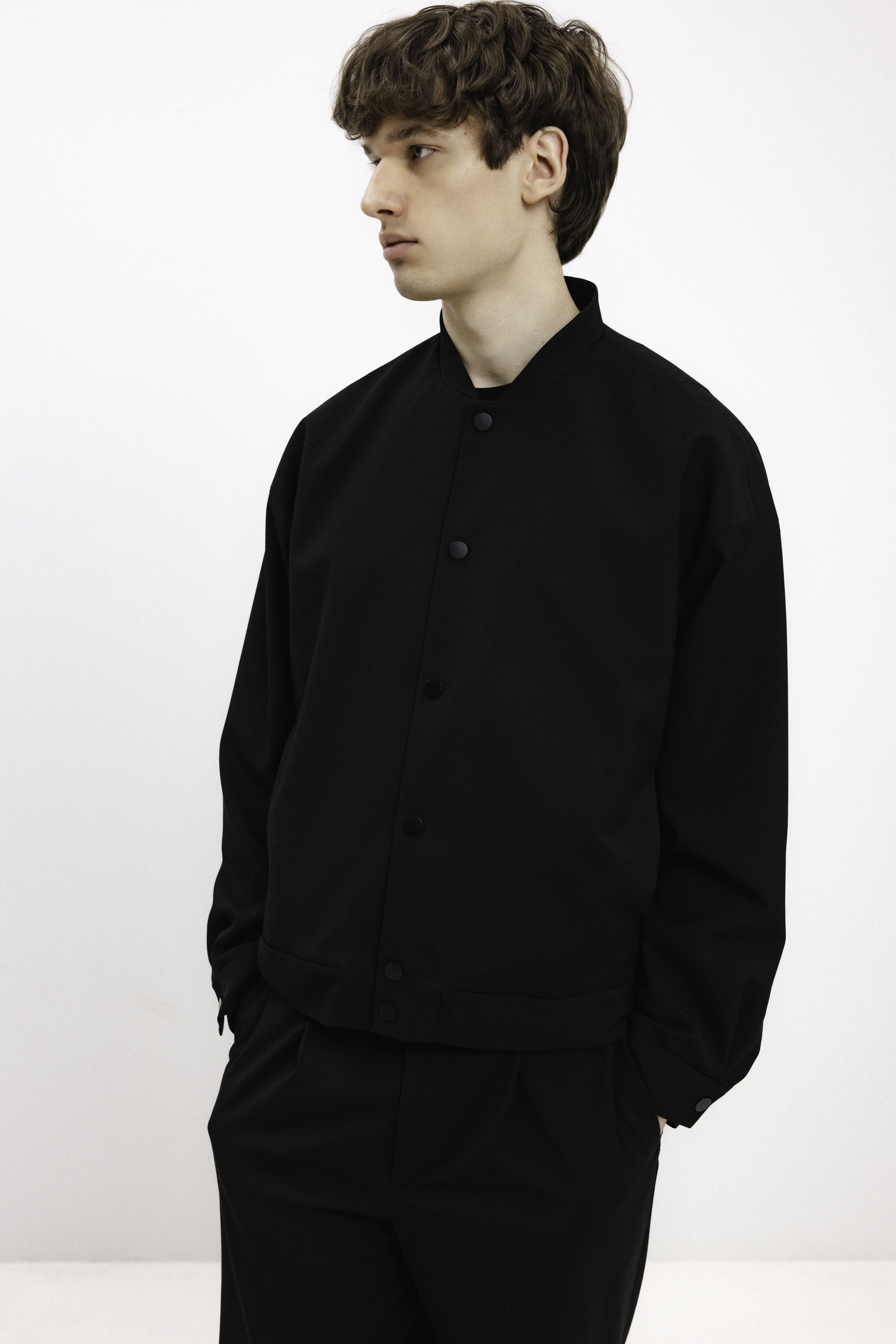 UNISEX BLACK BOMBER JACKET
