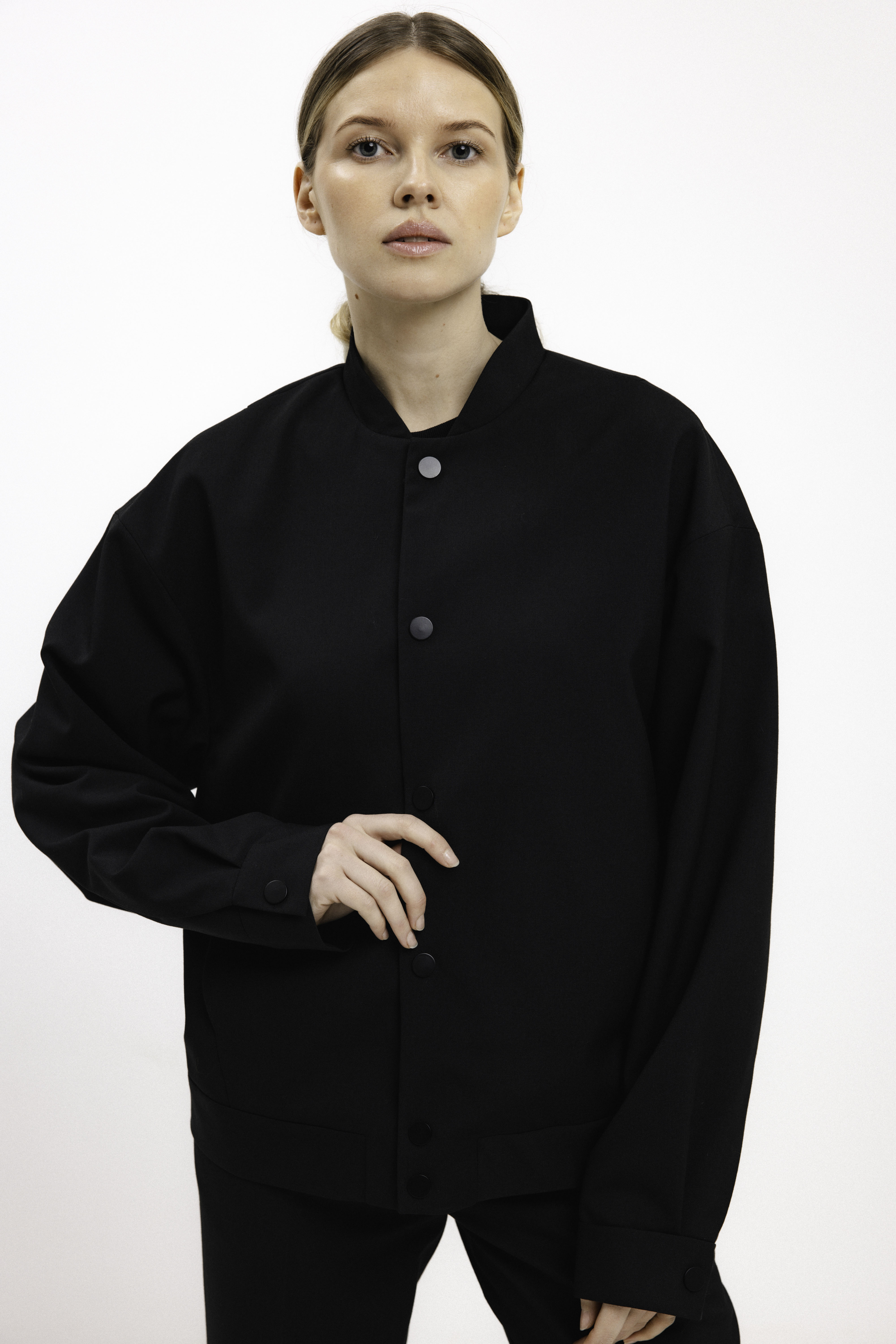 UNISEX BLACK BOMBER JACKET