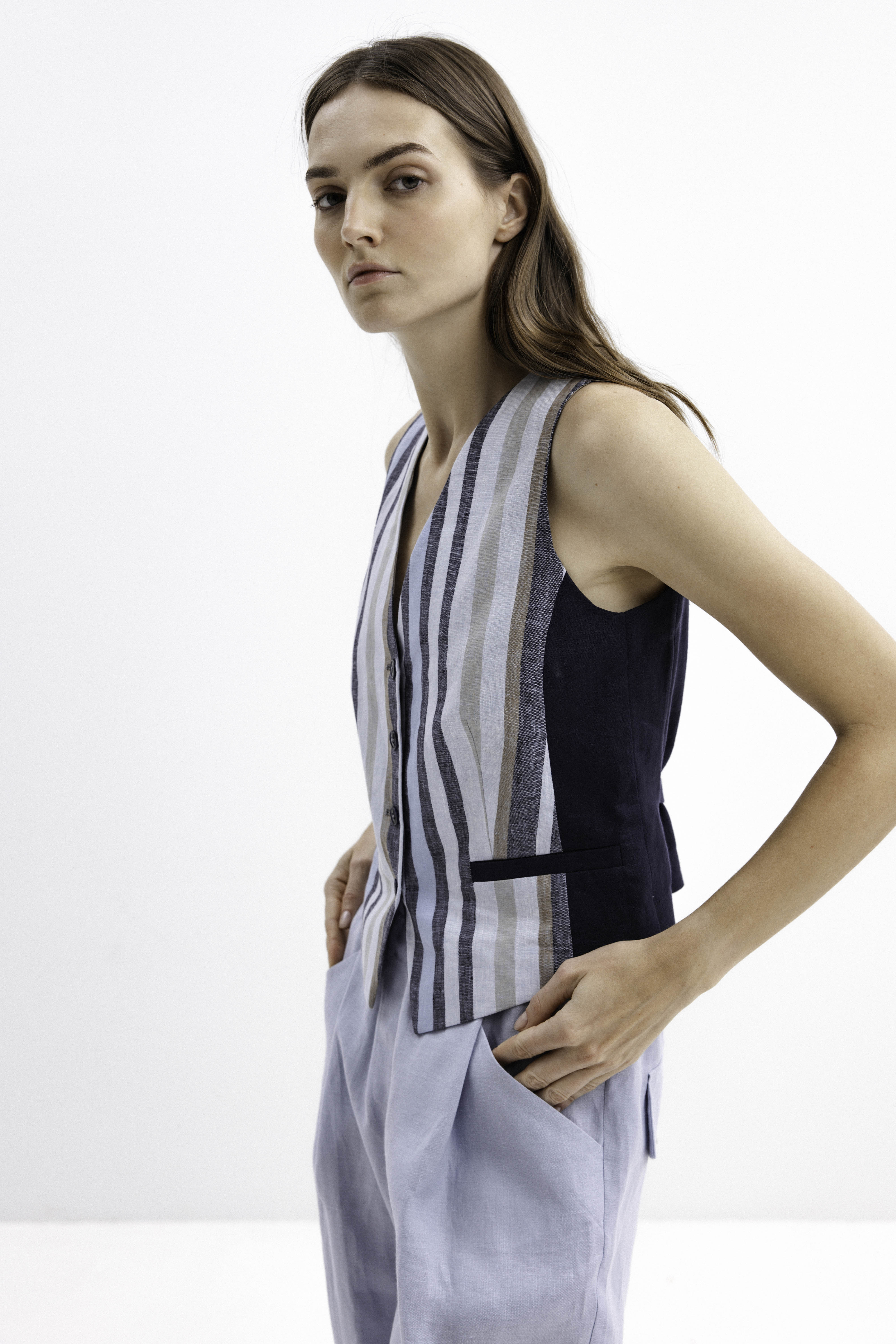 STRIPED LINEN VEST