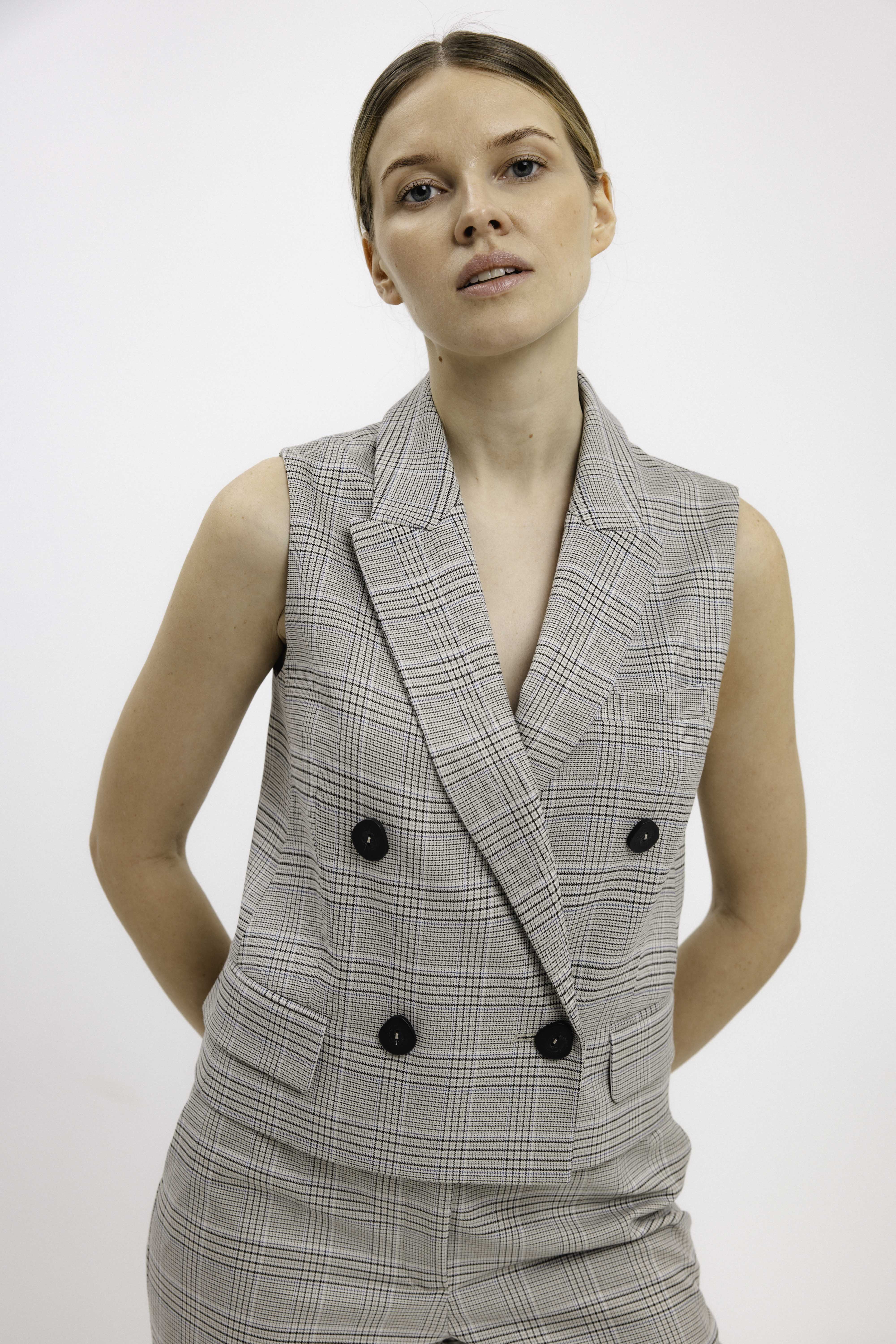 CHECKED VEST WITH DOUBLE-BREASTED CLOSURE