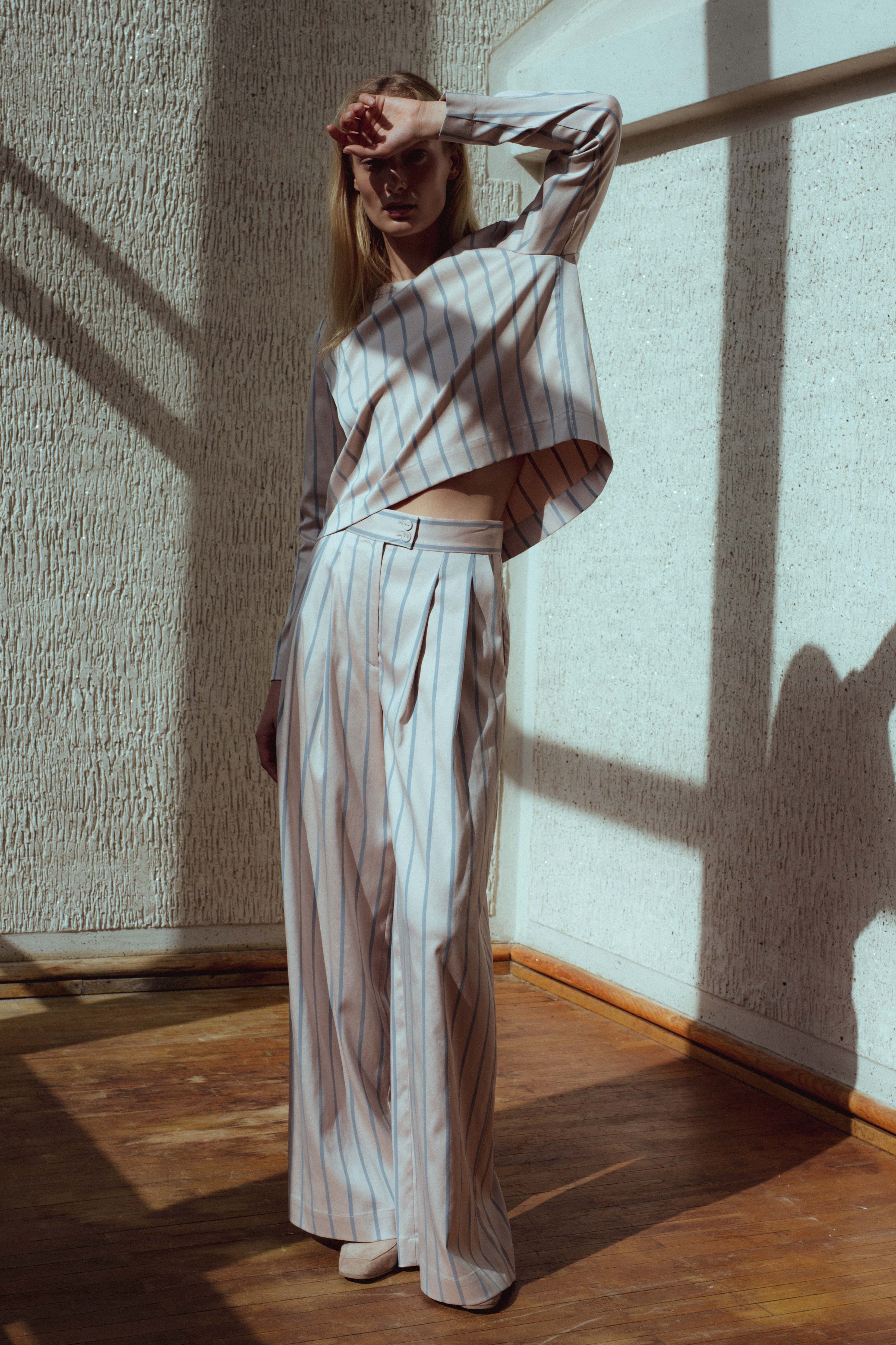 STRIPED WIDE-LEG TROUSERS WITH PLEATS