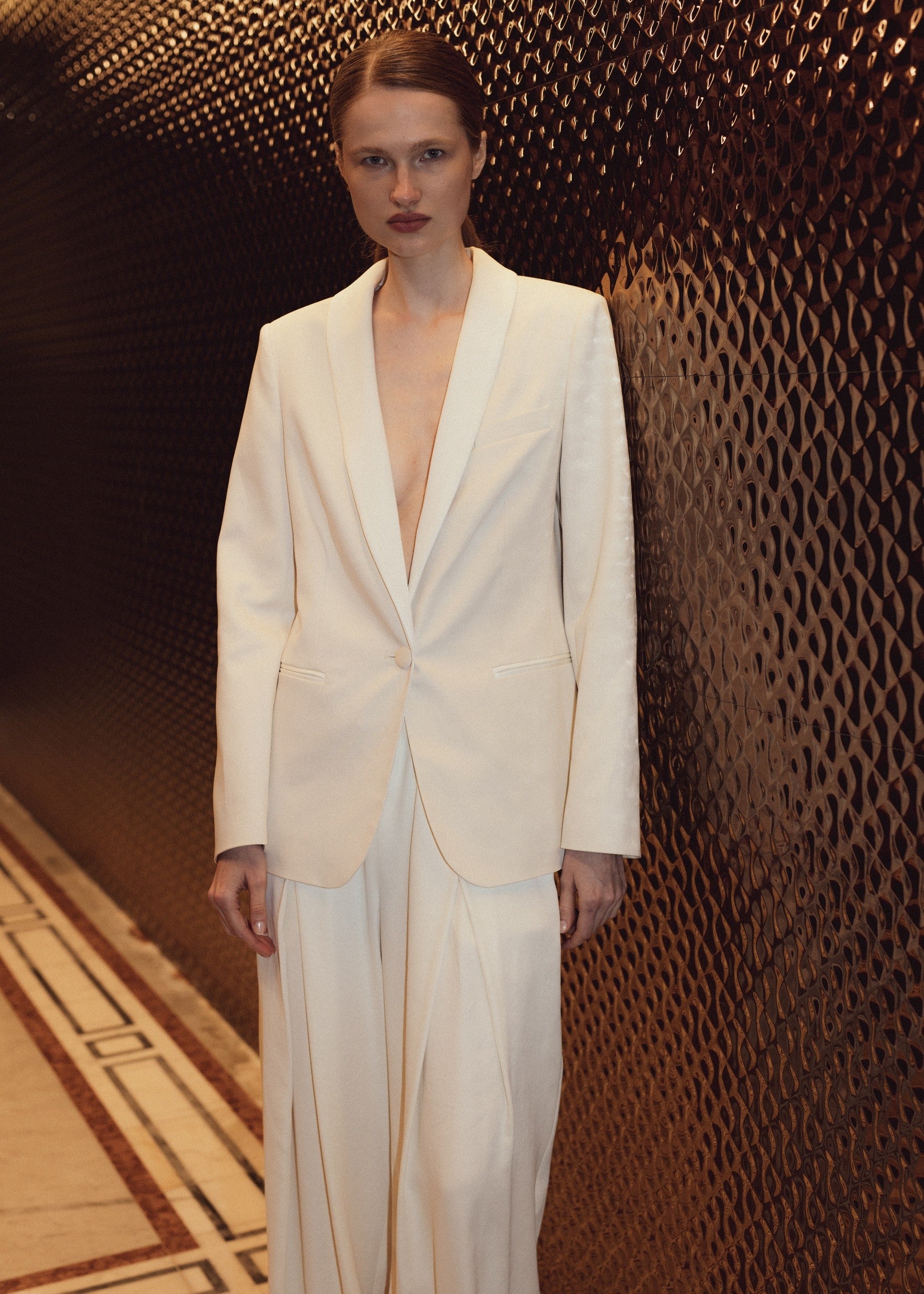 SINGLE-BREASTED MILK BLAZER