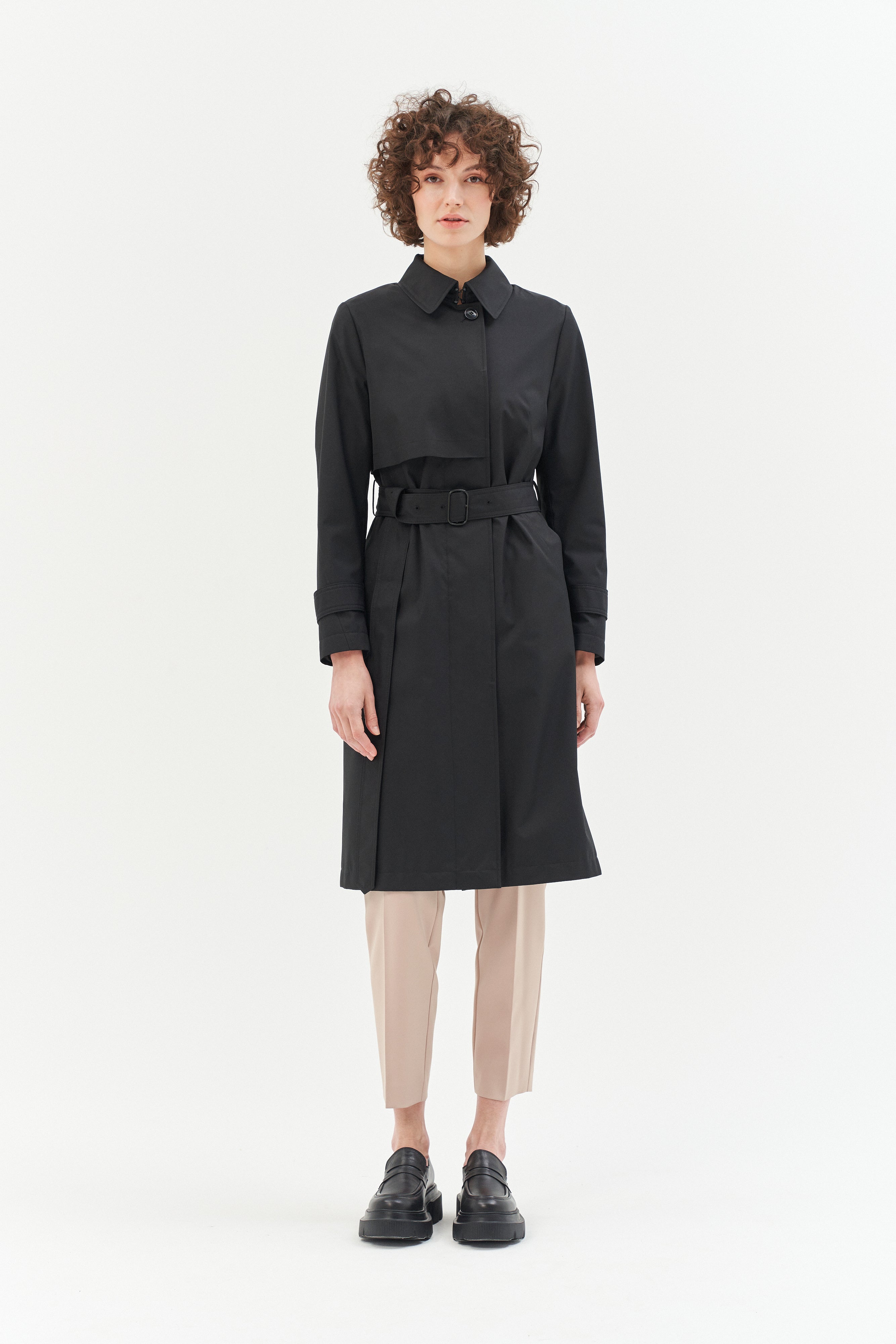 TIMELESS TRENCH COAT IN BLACK