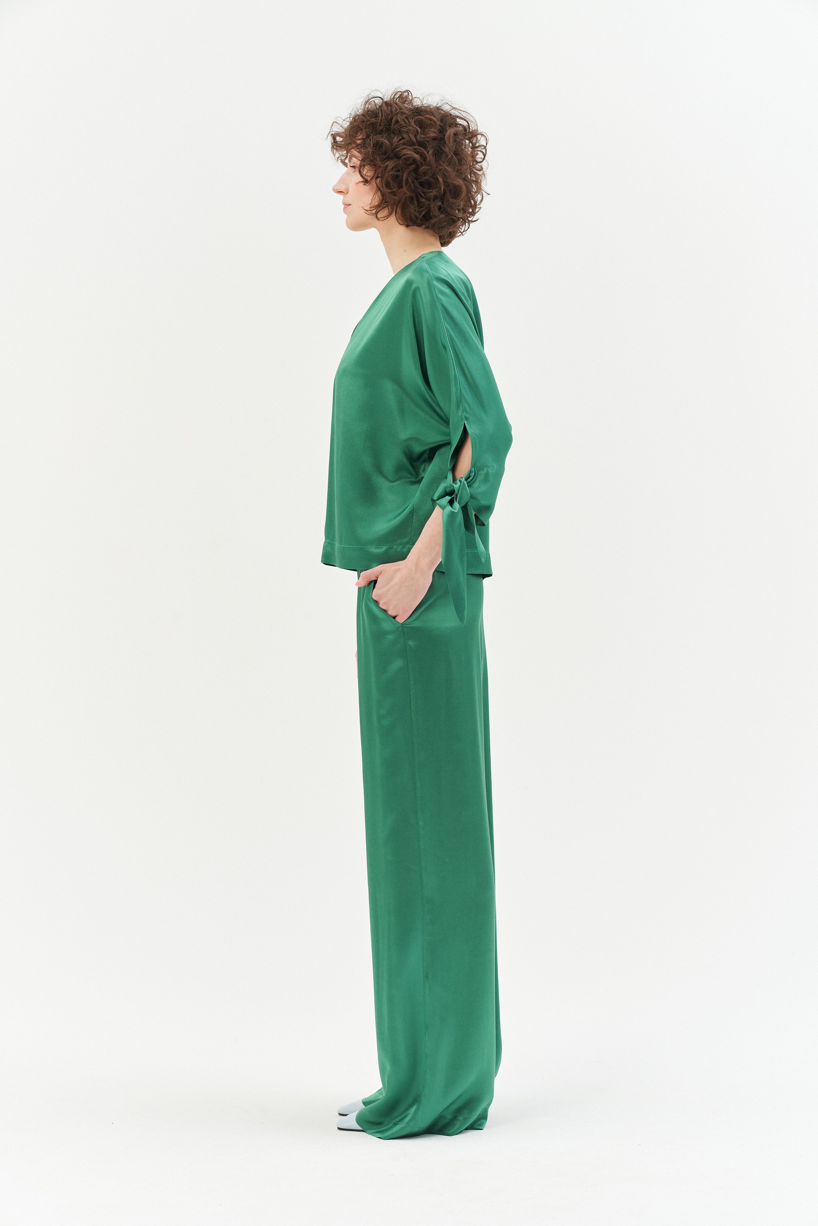 AMAZON GREEN FLARED VISCOSE TROUSERS