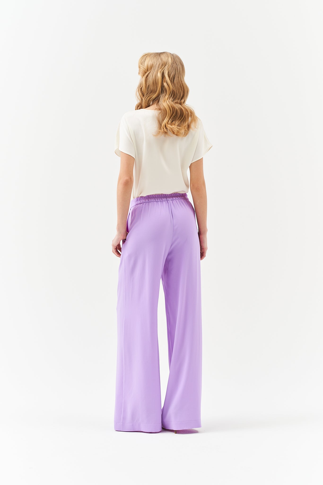 WIDE LEG TROUSERS IN LILAC