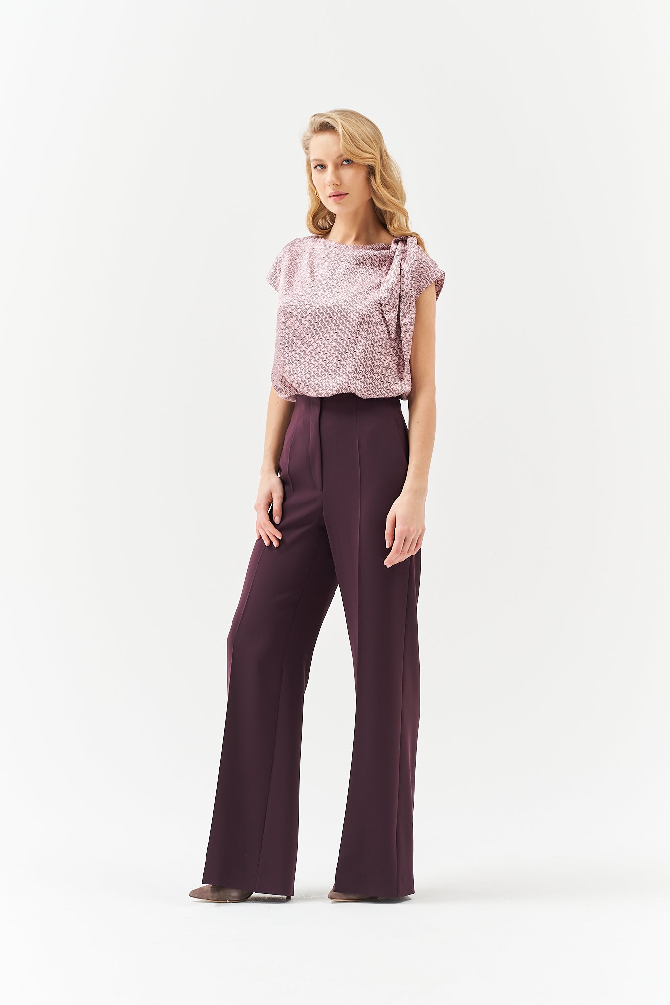 SHORT SLEEVE BLOUSE IN ROSE PINK