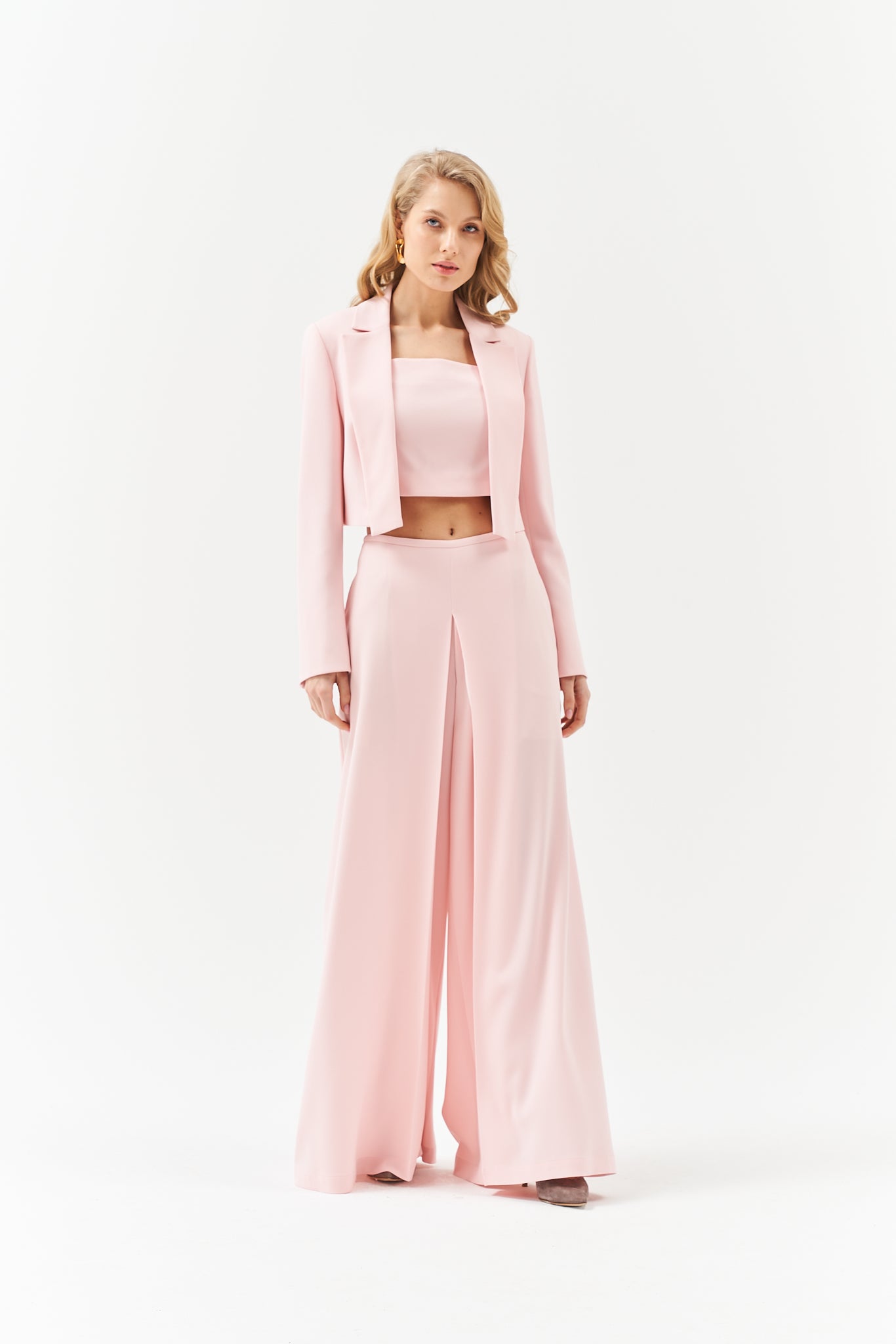 SHORT BLAZER IN PEACH