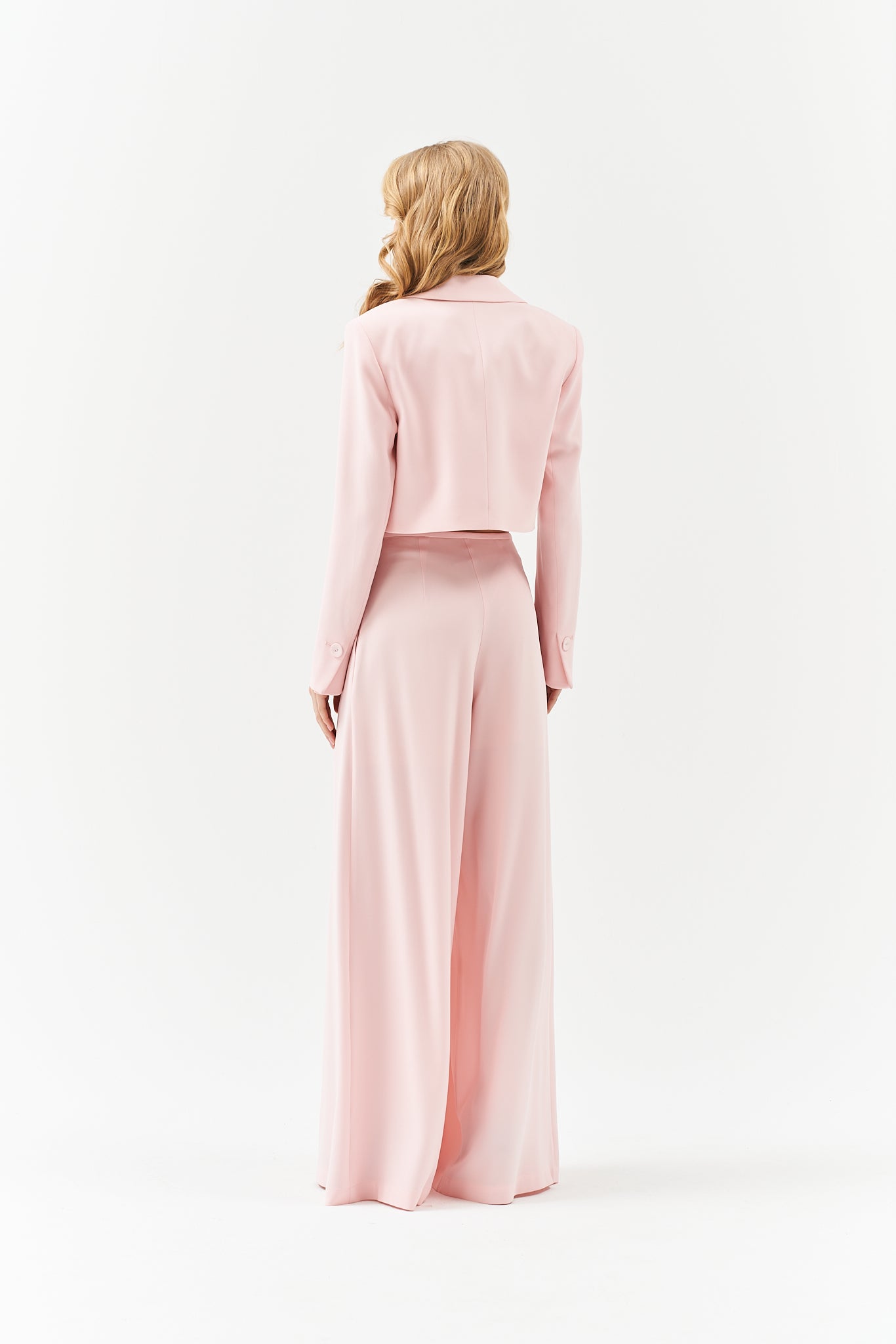 SHORT BLAZER IN PEACH