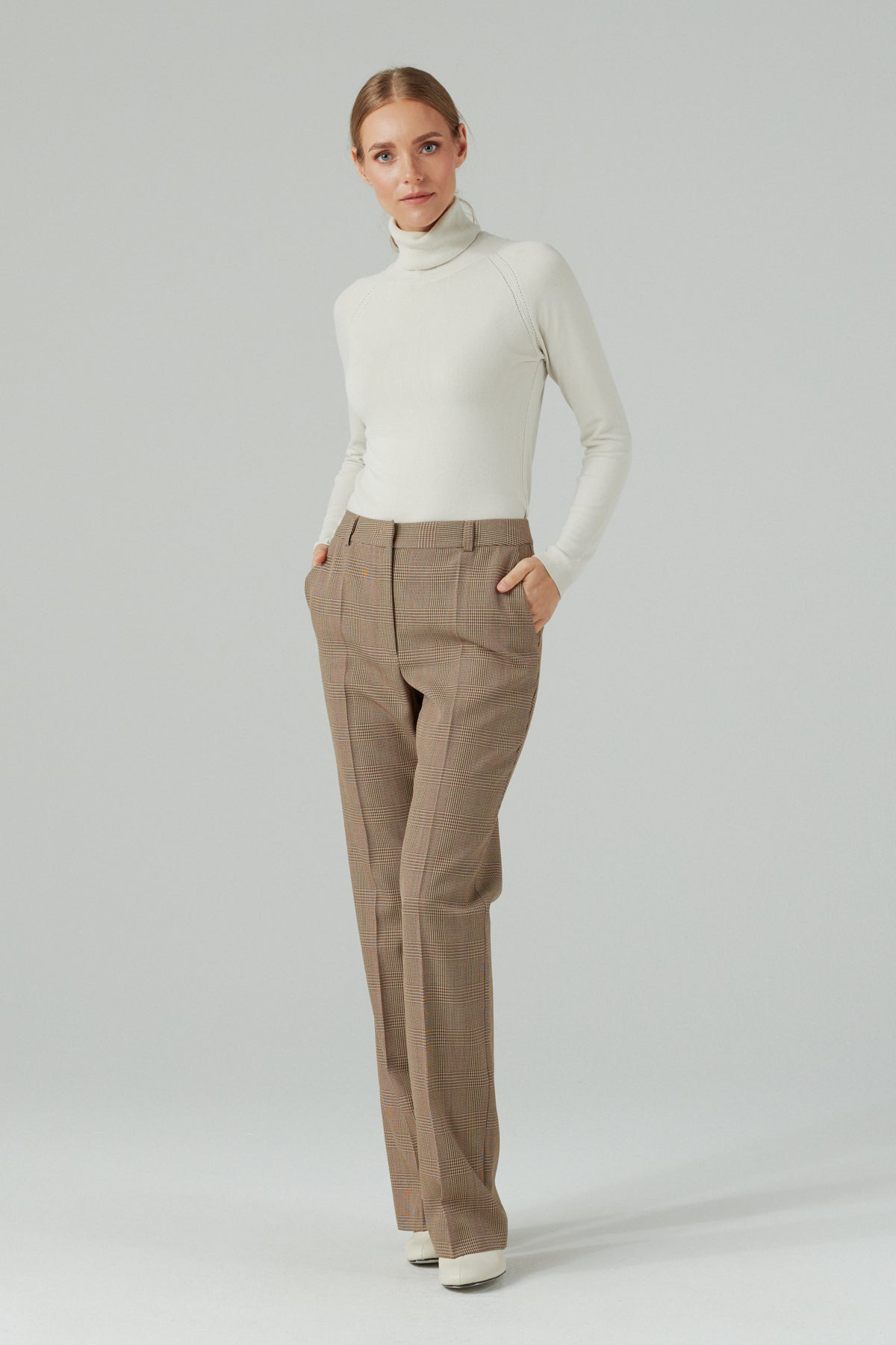 CHECKED WIDE LEG TROUSERS