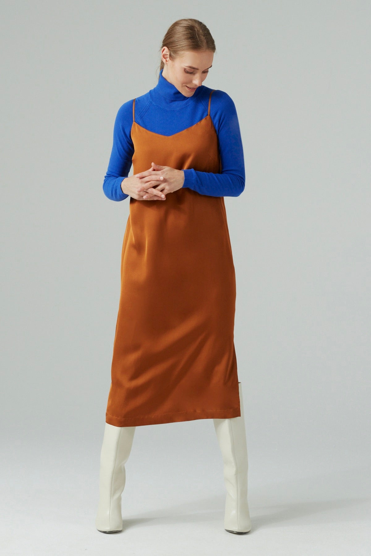 SLEEVELESS MIDAXI SLIP DRESS