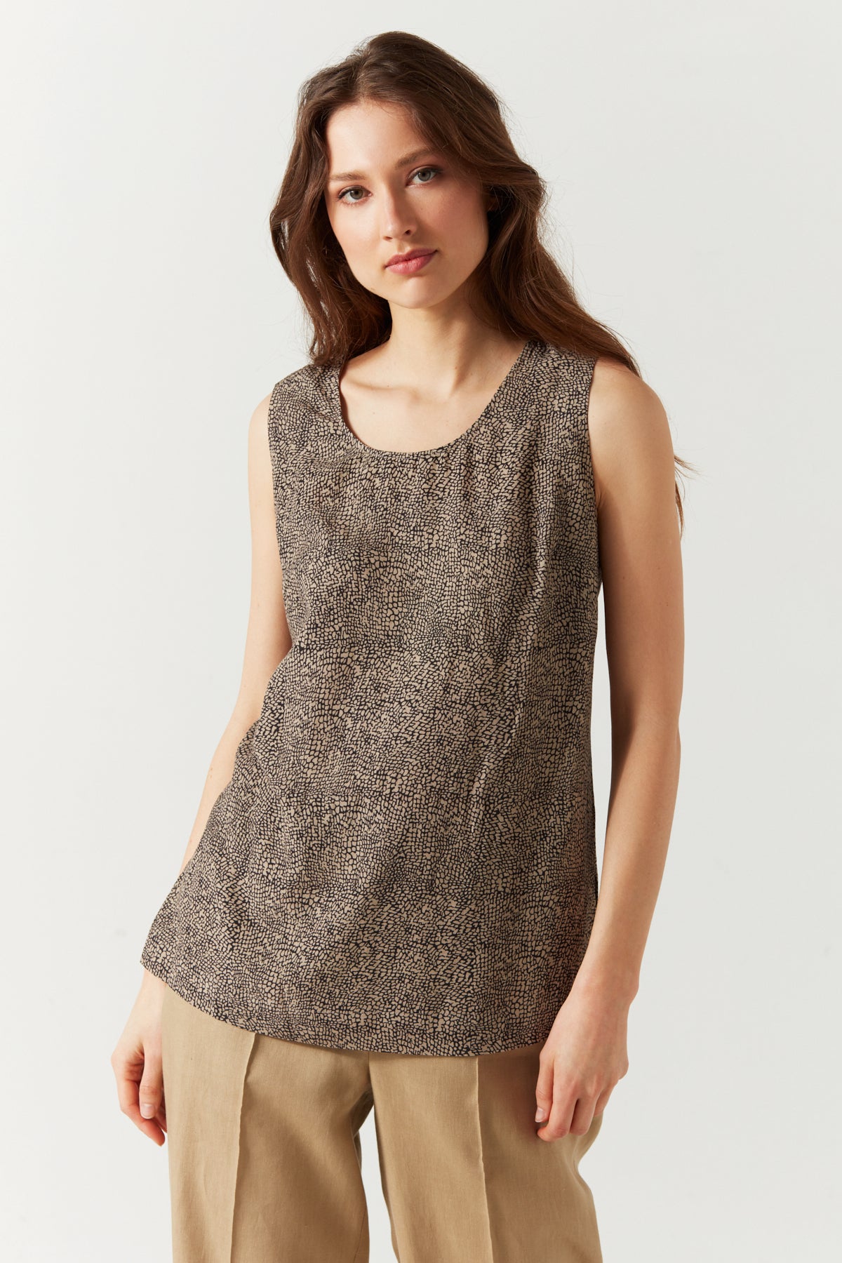SLEEVELESS TOP MIX
