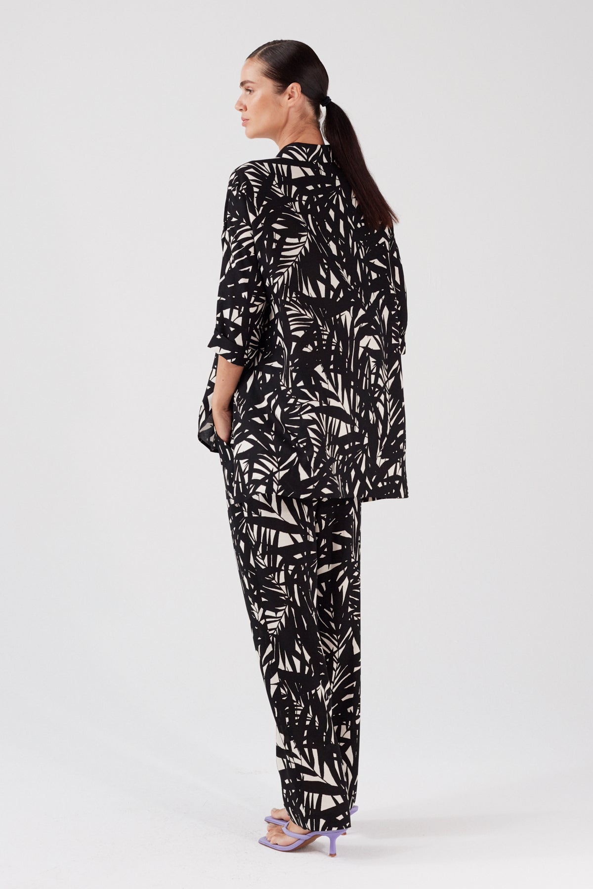 VISCOSE RICH PRINTED TROUSERS