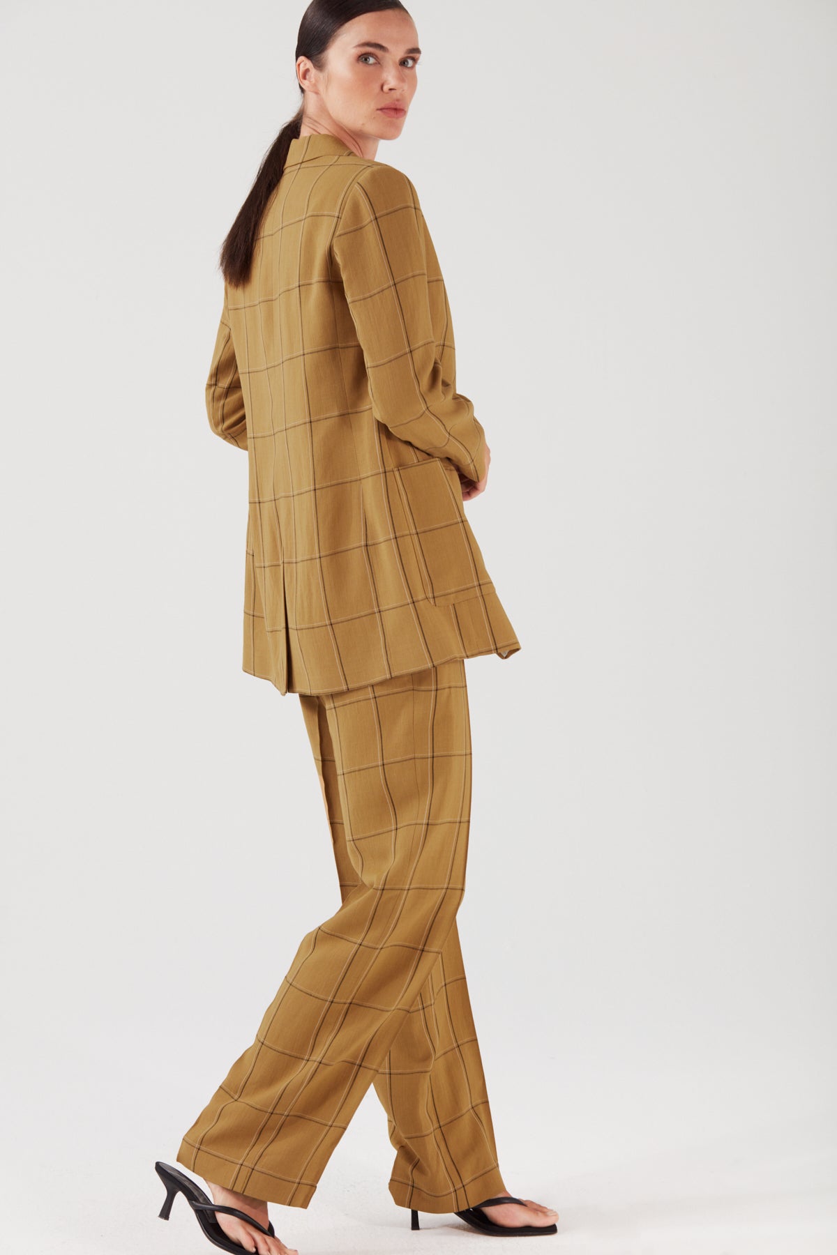 LENGVAI LIEMENUOTAS VIENBORTIS ŠVARKAS