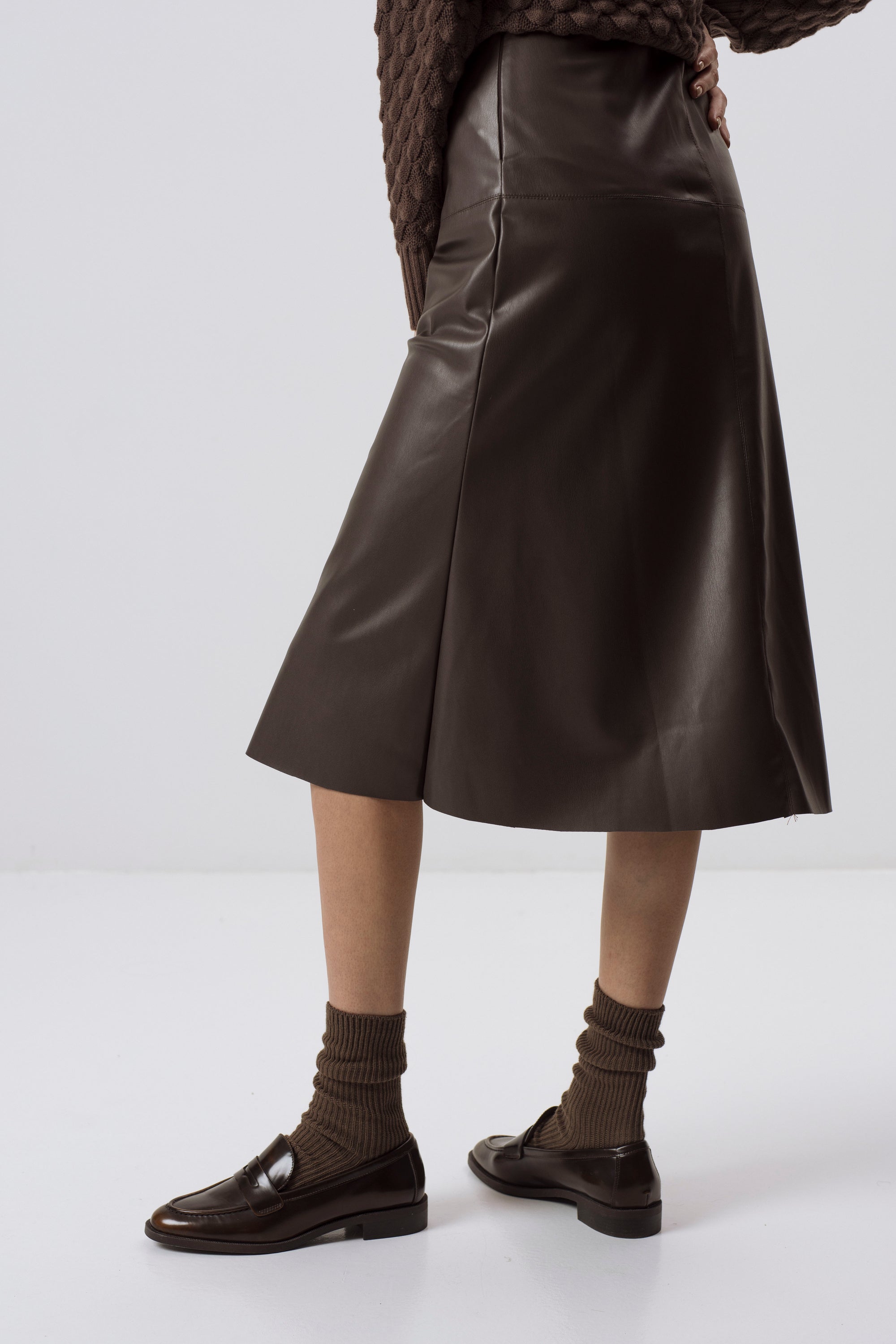 BROWN FAUX LEATHER MIDI SKIRT