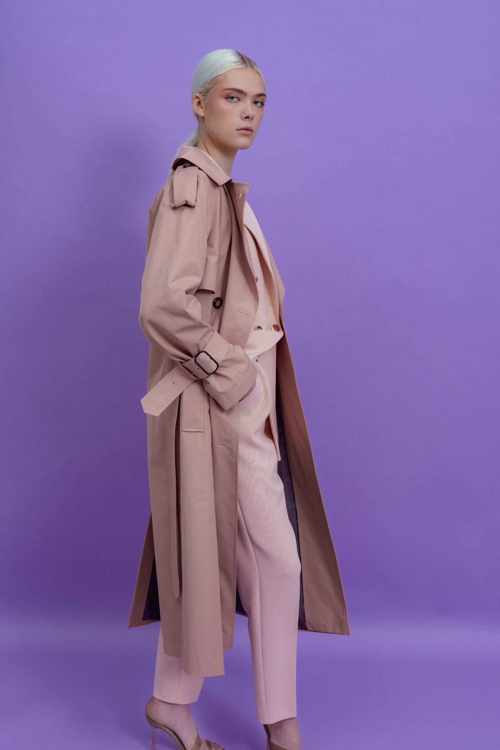 PEACH TRENCHCOAT WITH DECORATIVE BELTS – InAvati