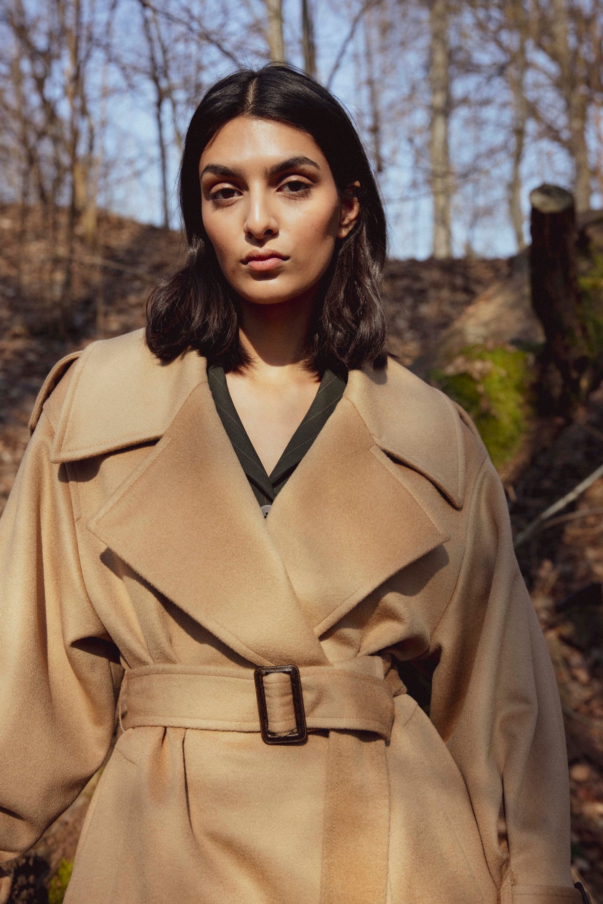 OVERSIZED CAMEL WOOL COAT WITH BUCKLED BELT