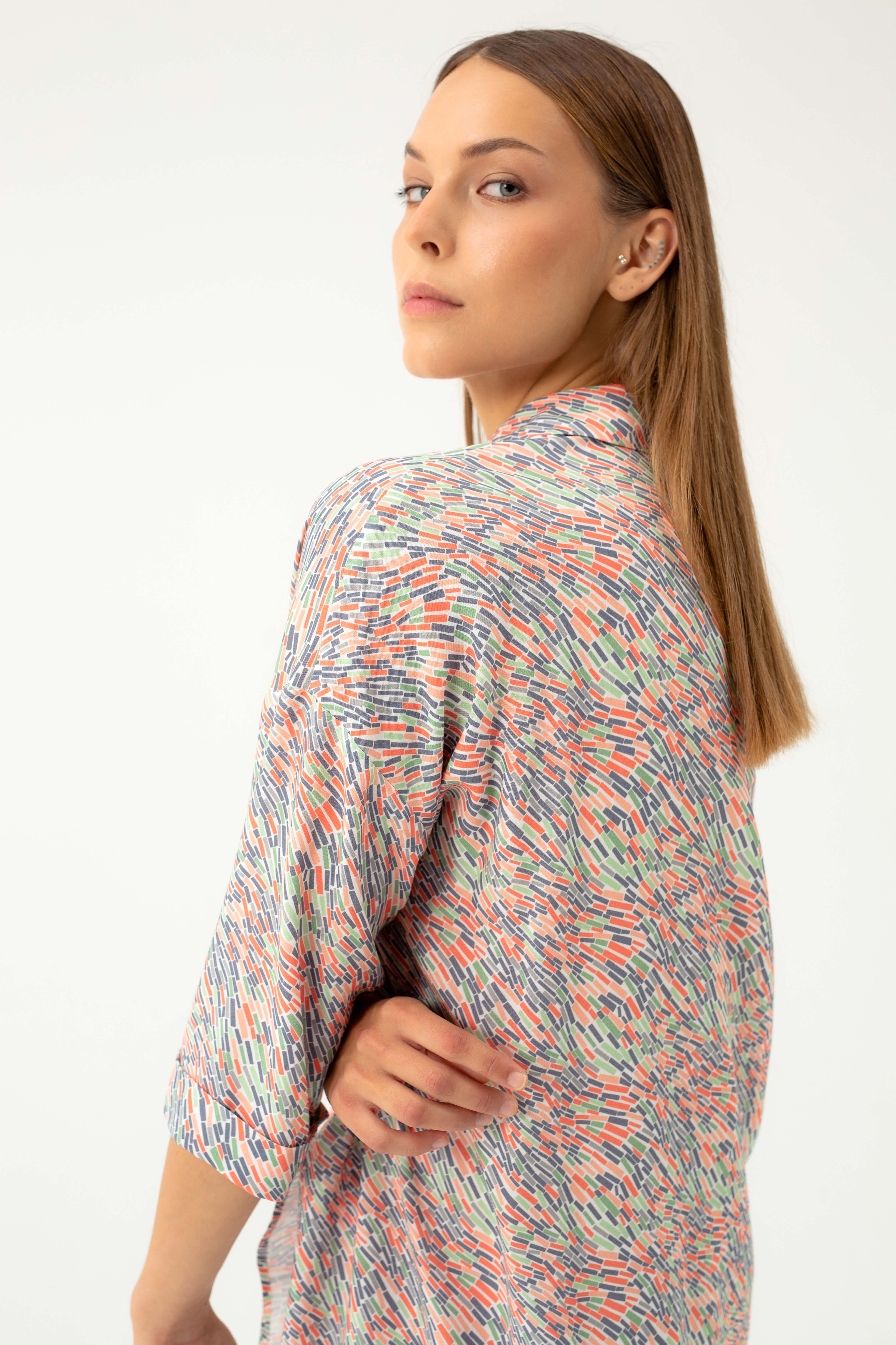 OVERSIZED SHIRT WITH PRINT