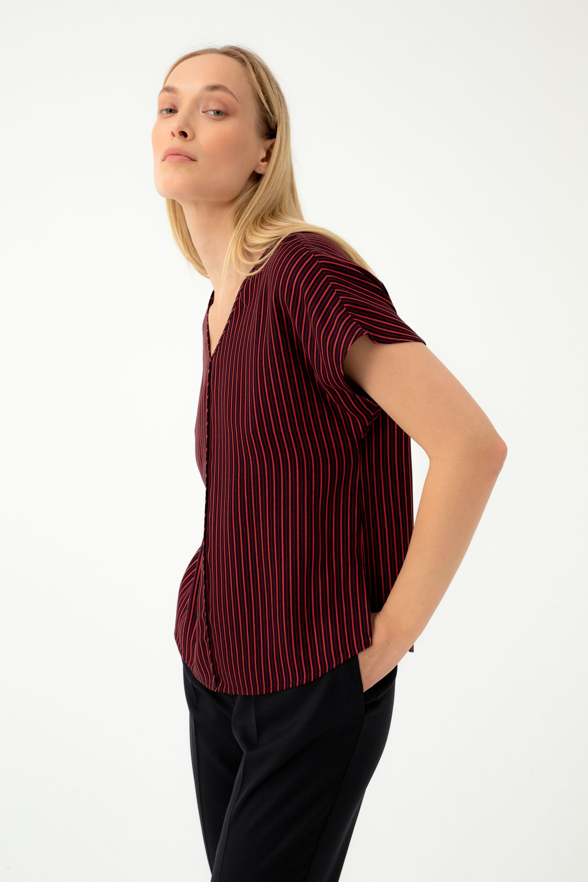 KIMONO STYLE BLOUSE IN STRIPES