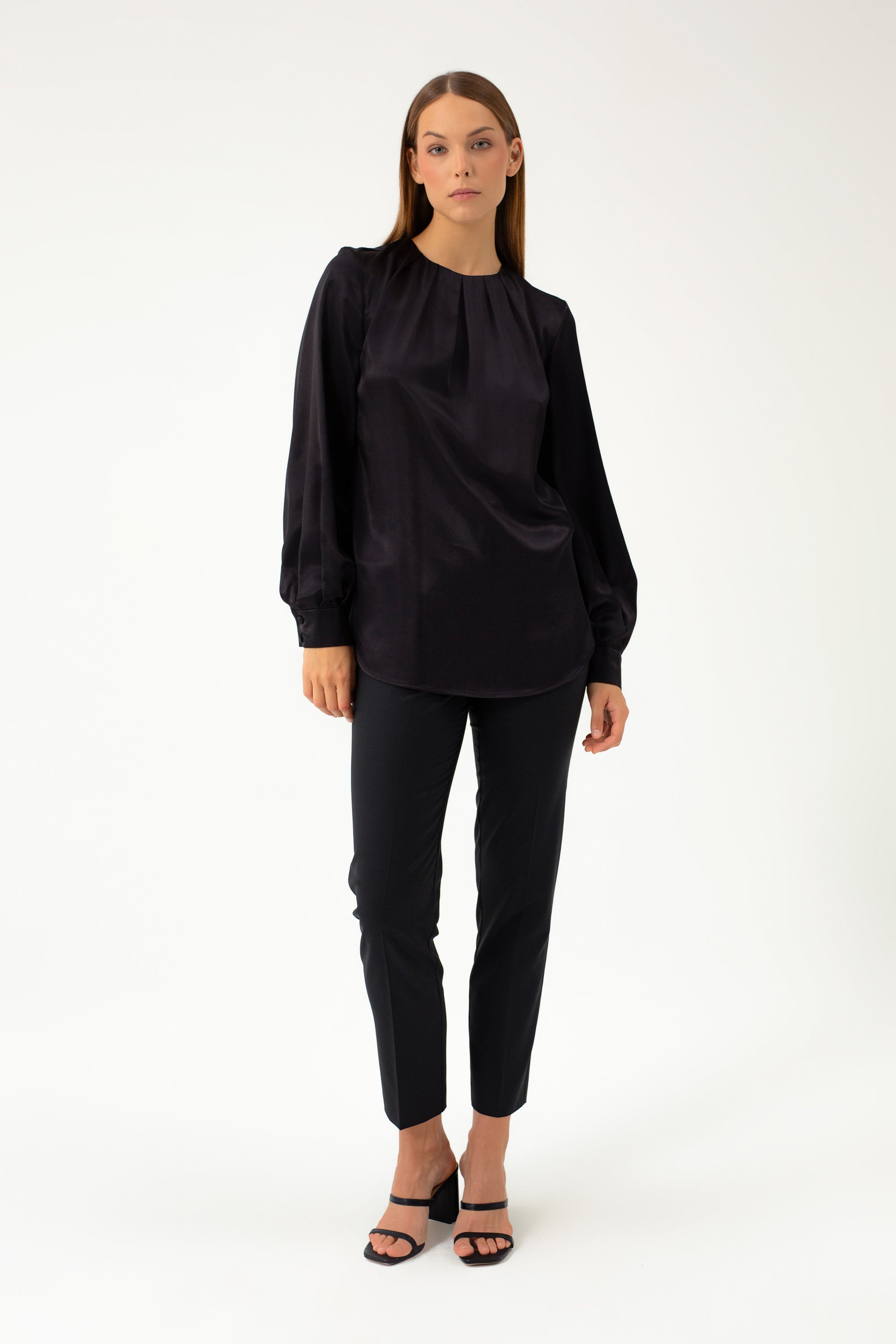 BLACK BLOUSE WITH FRONT PLEATS