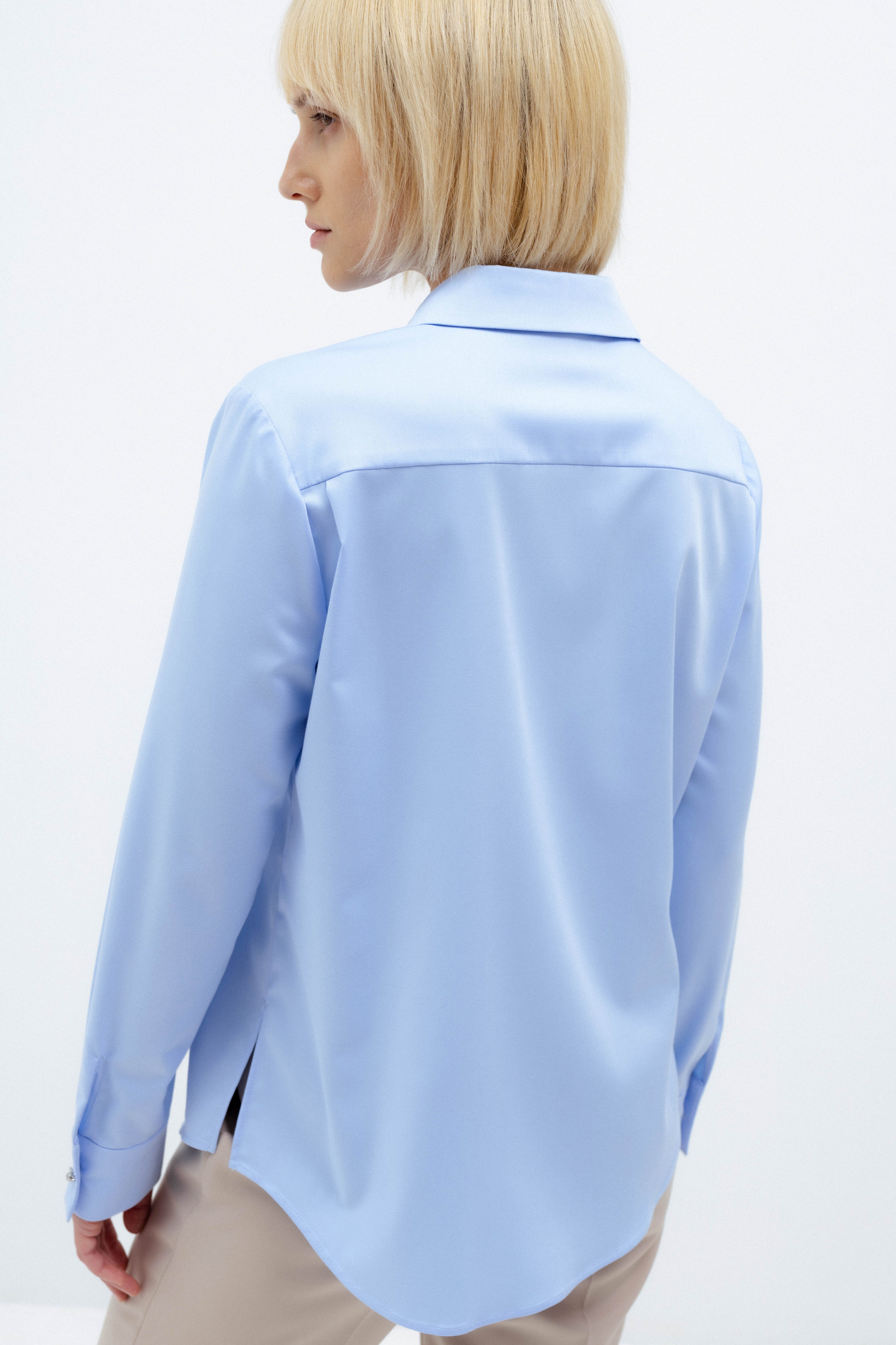 LIGHT BLUE SHIRT WITH BAMBOO