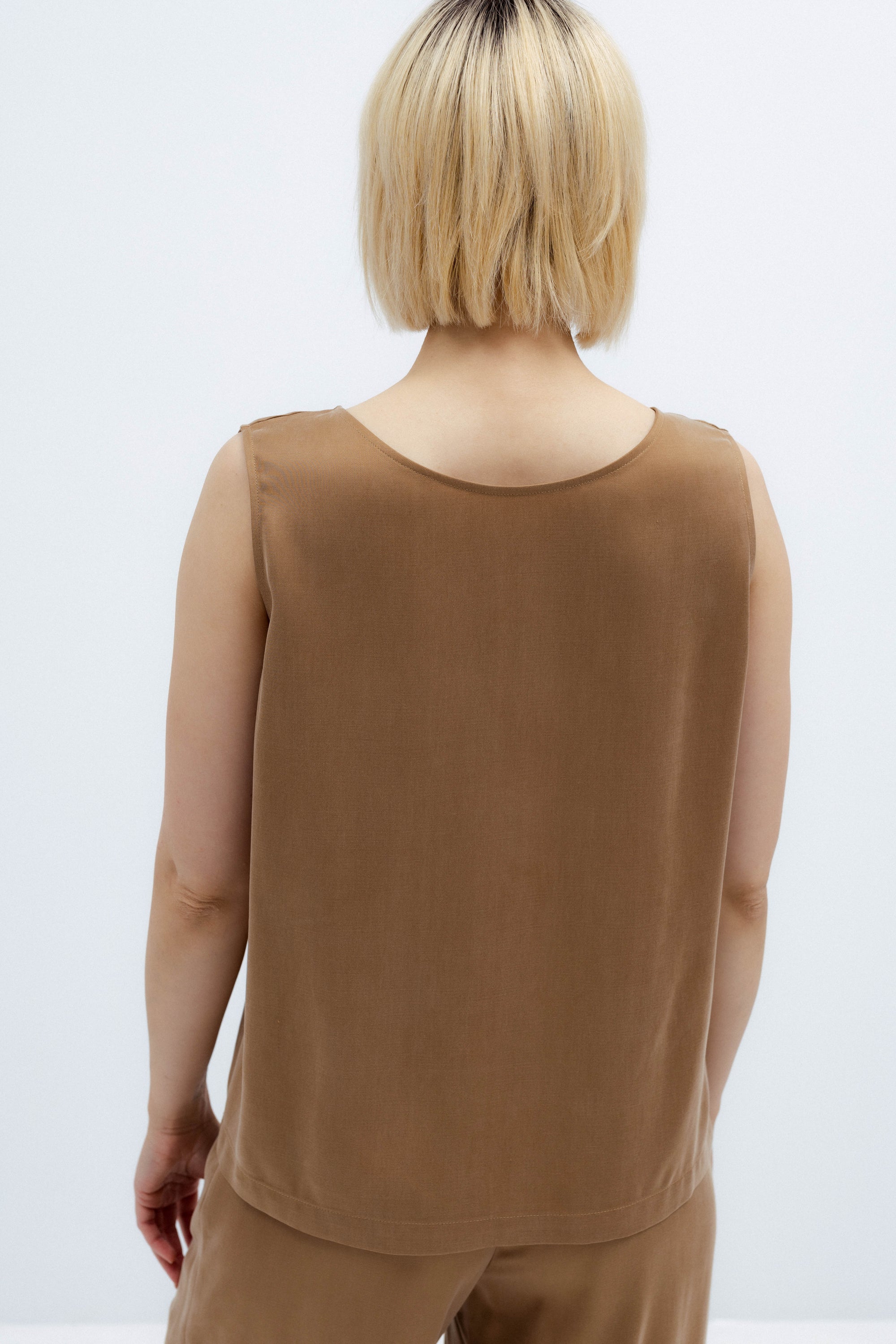 CAMEL SLEEVELESS TOP