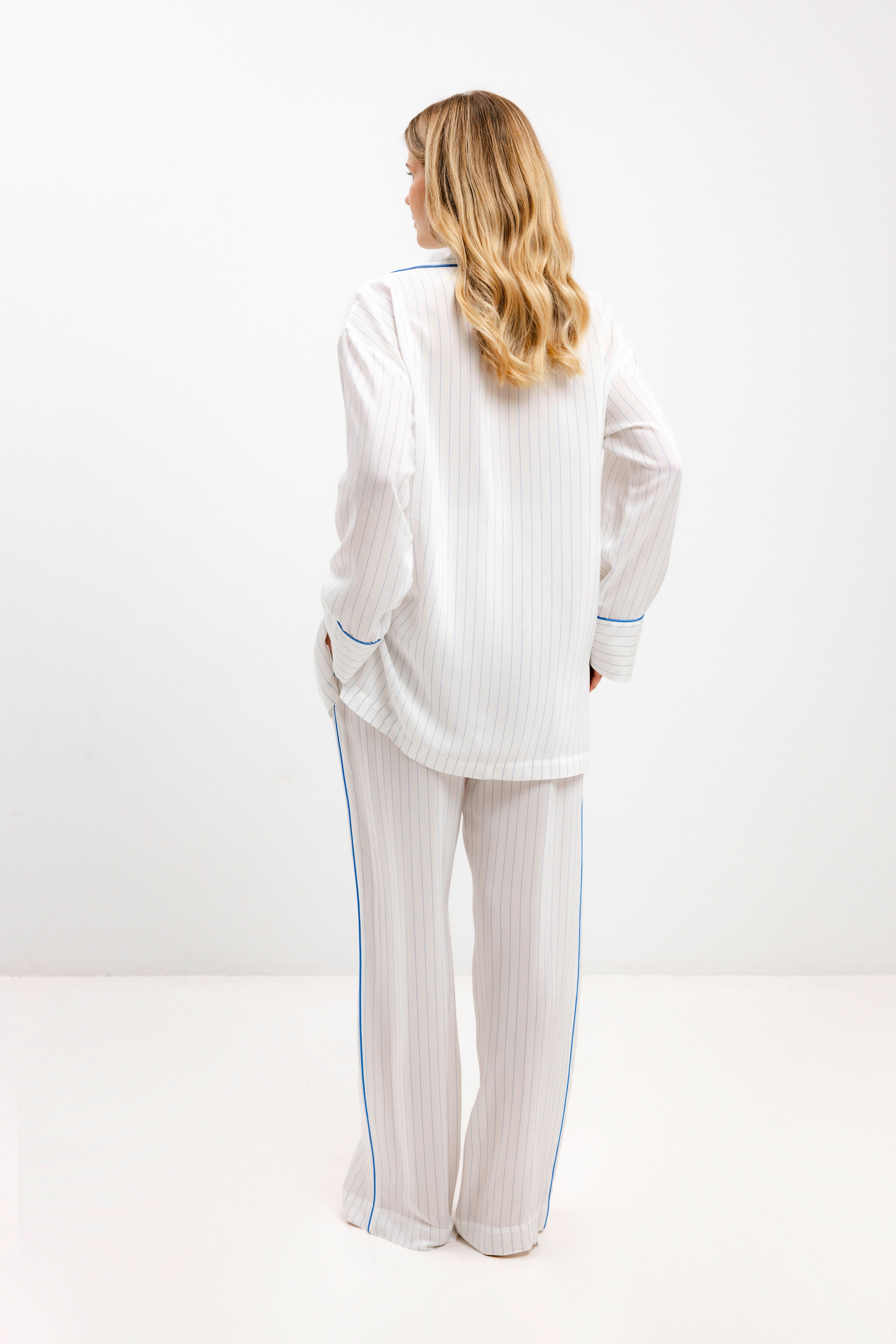 PYJAMA SHIRT WITH BLUE STRIPES AND LONG SLEEVES - UNISEX