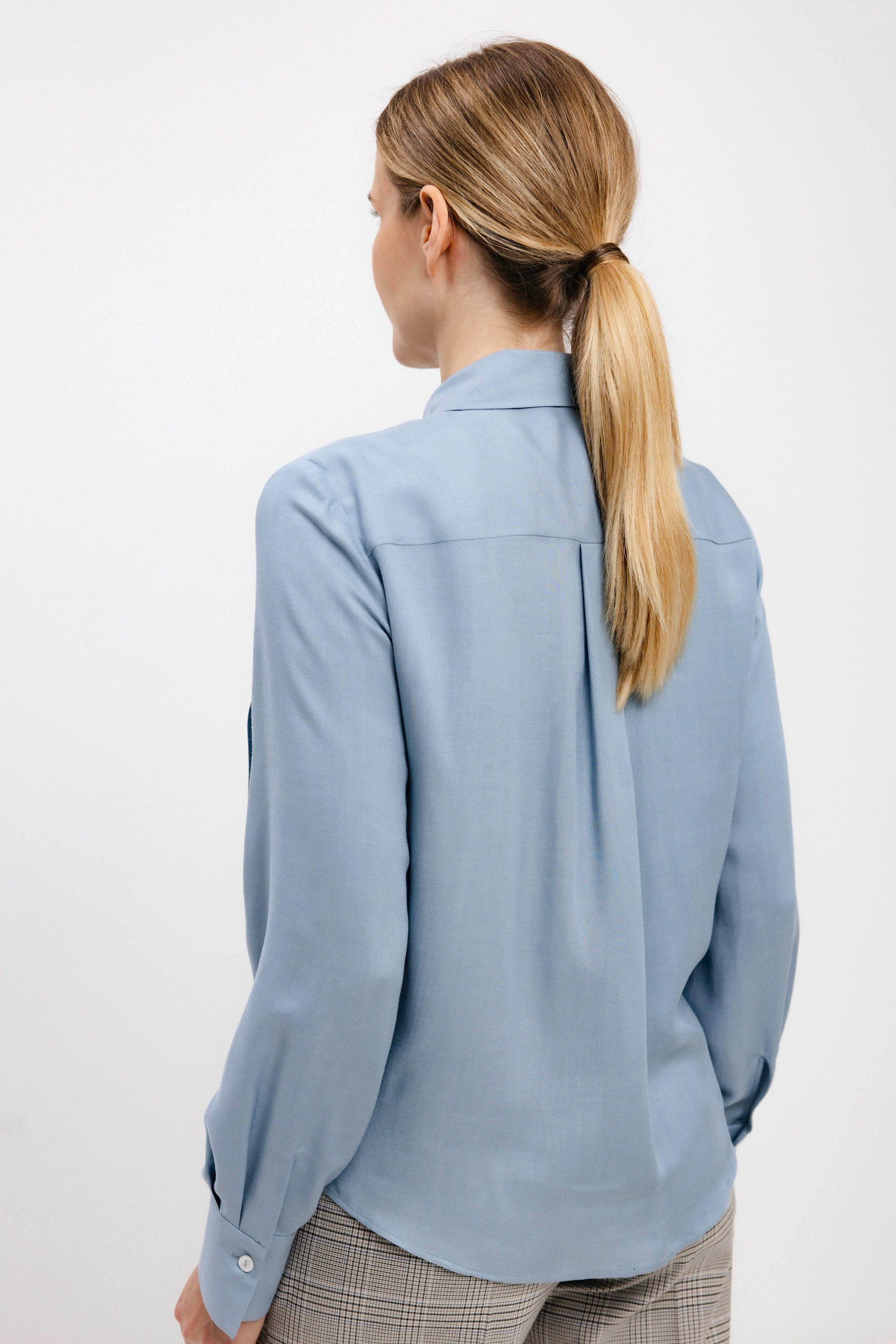 DUST BLUE PLEATED SHIRT