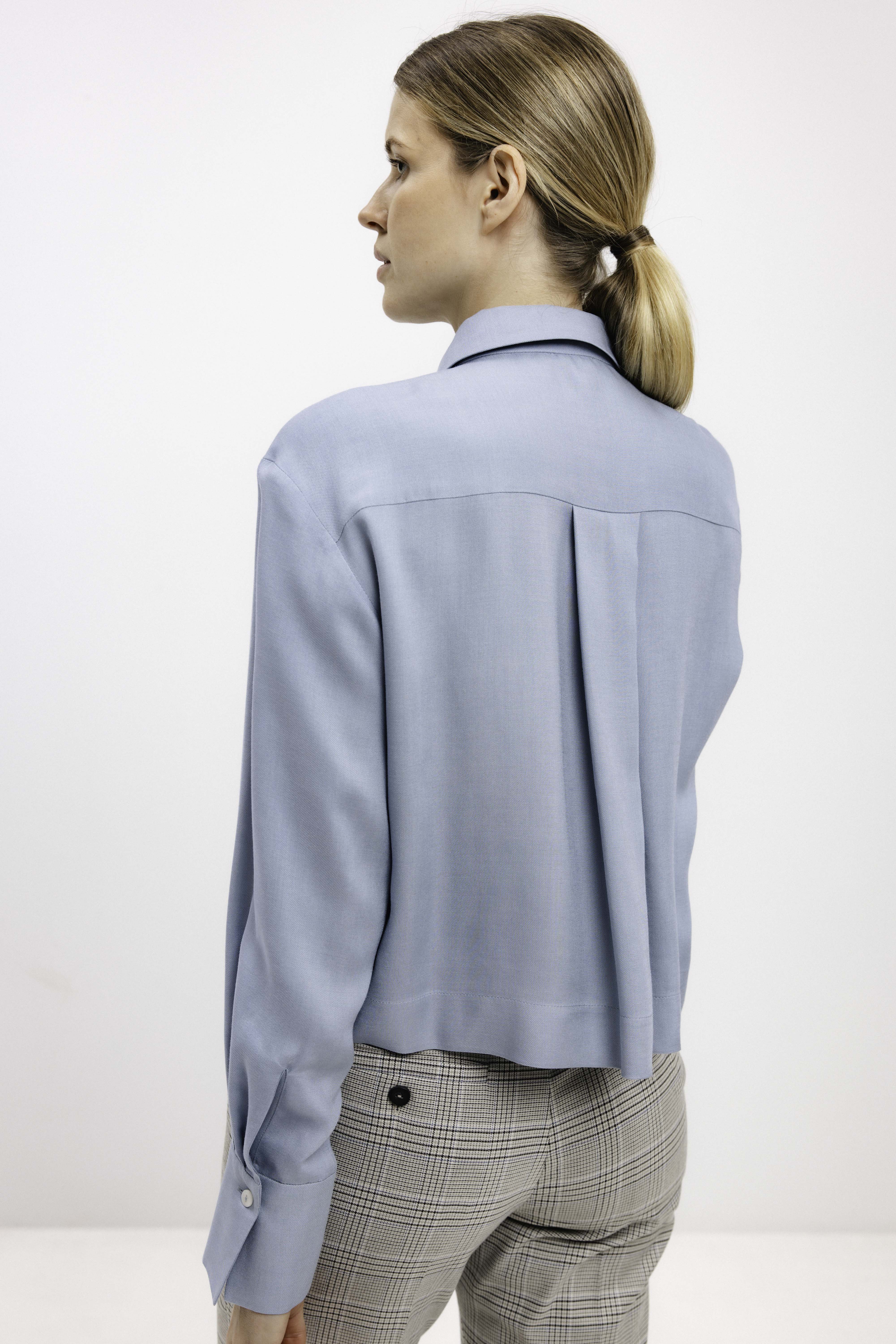 DUST BLUE CROPPED SHIRT