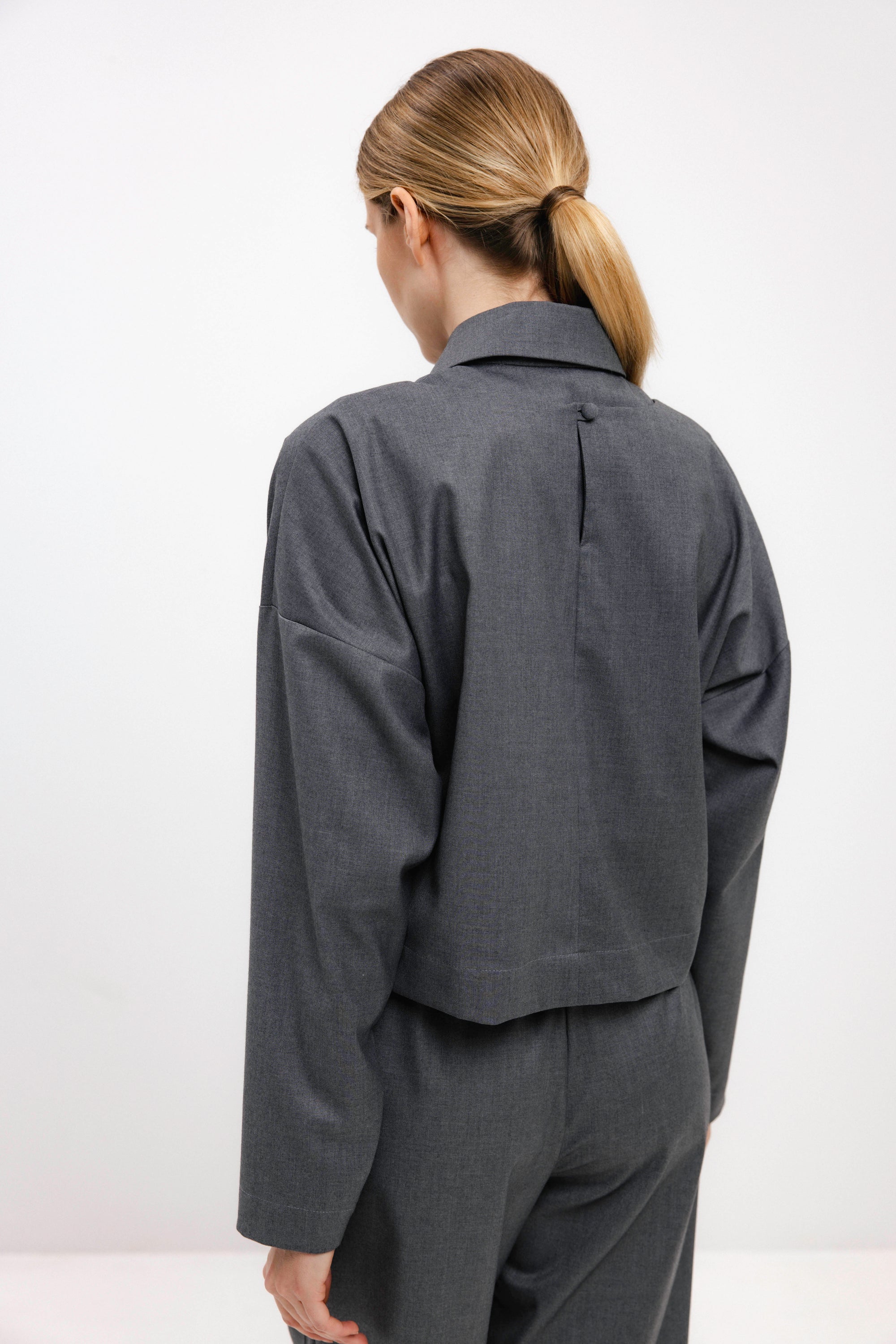 COLLARLESS GREY BLOUSE