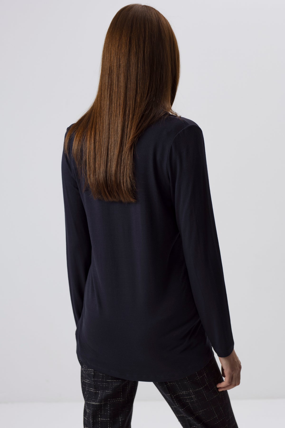 NAVY BLUE BLOUSE WITH V-NECKLINE