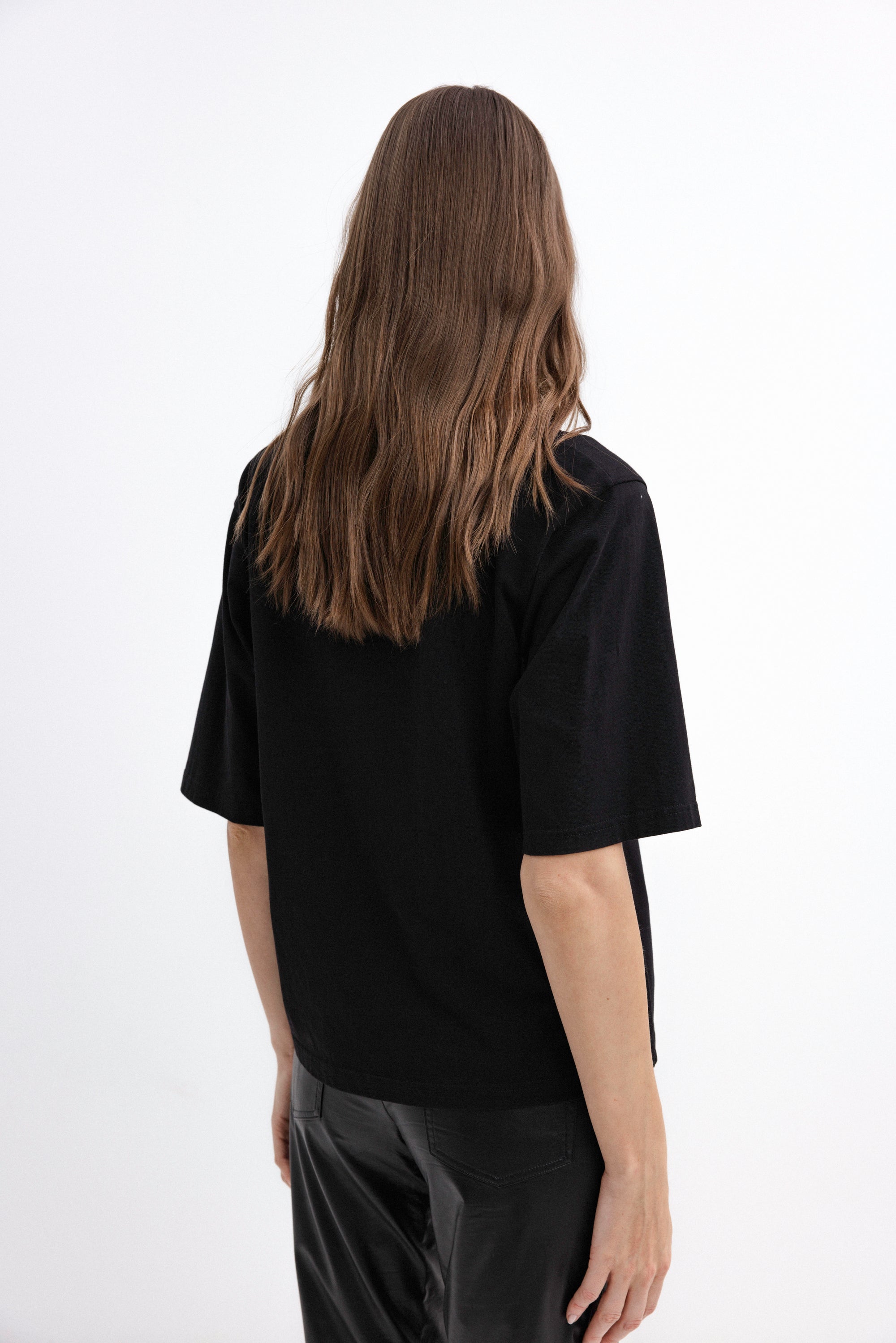 BLACK T-SHIRT WITH DOT PRINT