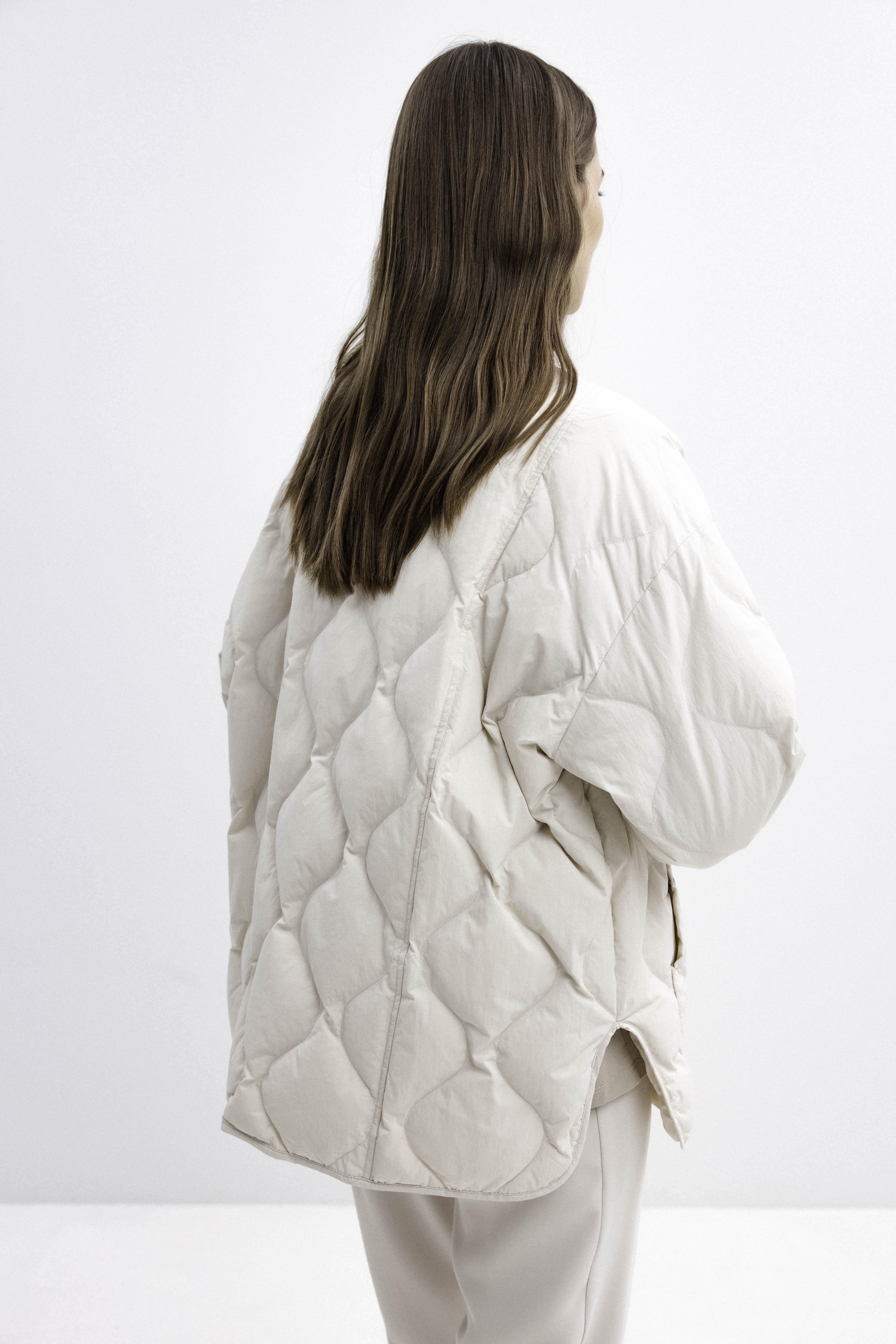 OVERSIZED MILK SHADE DOWN JACKET