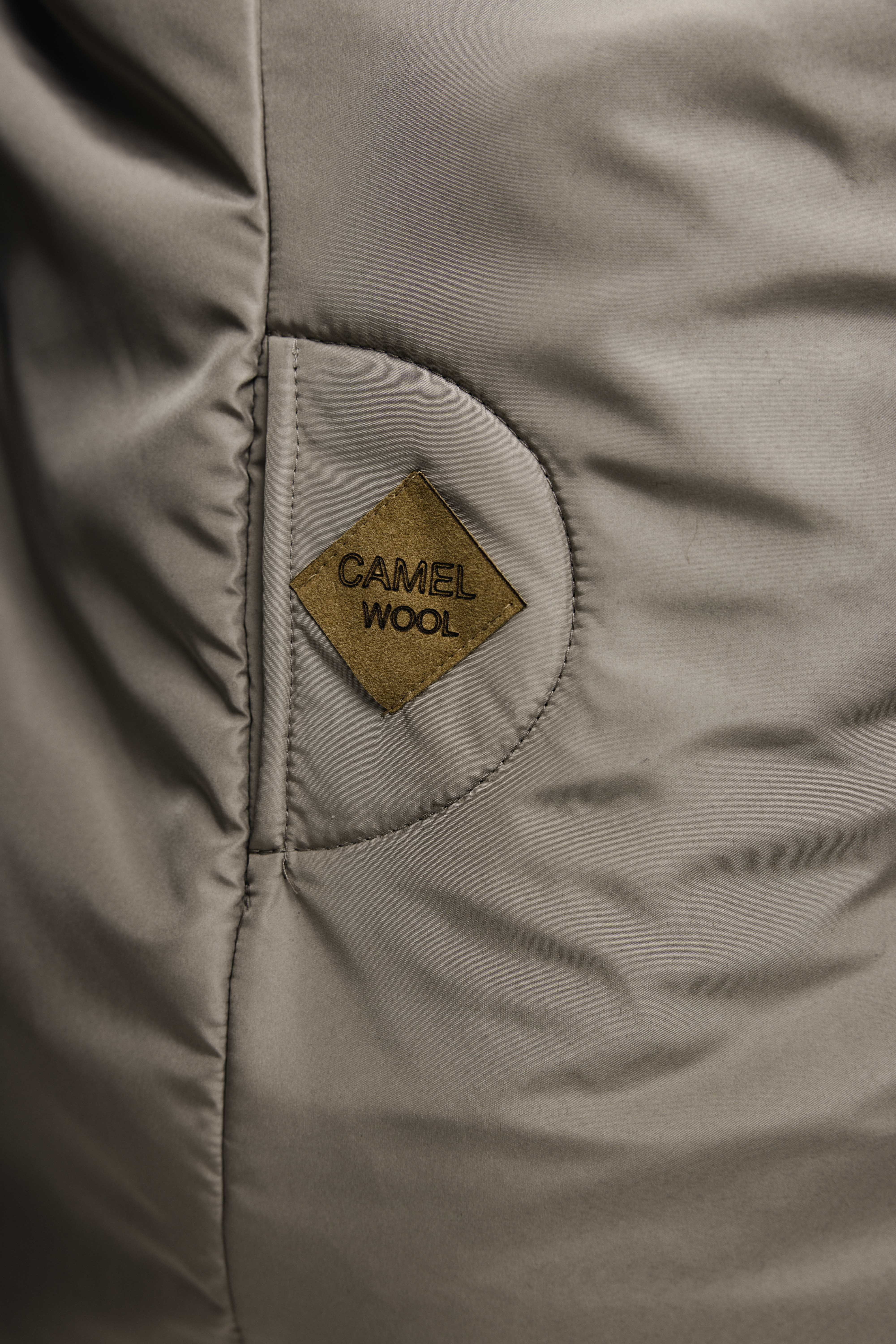 BEIGE COAT WITH CAMEL WOOL