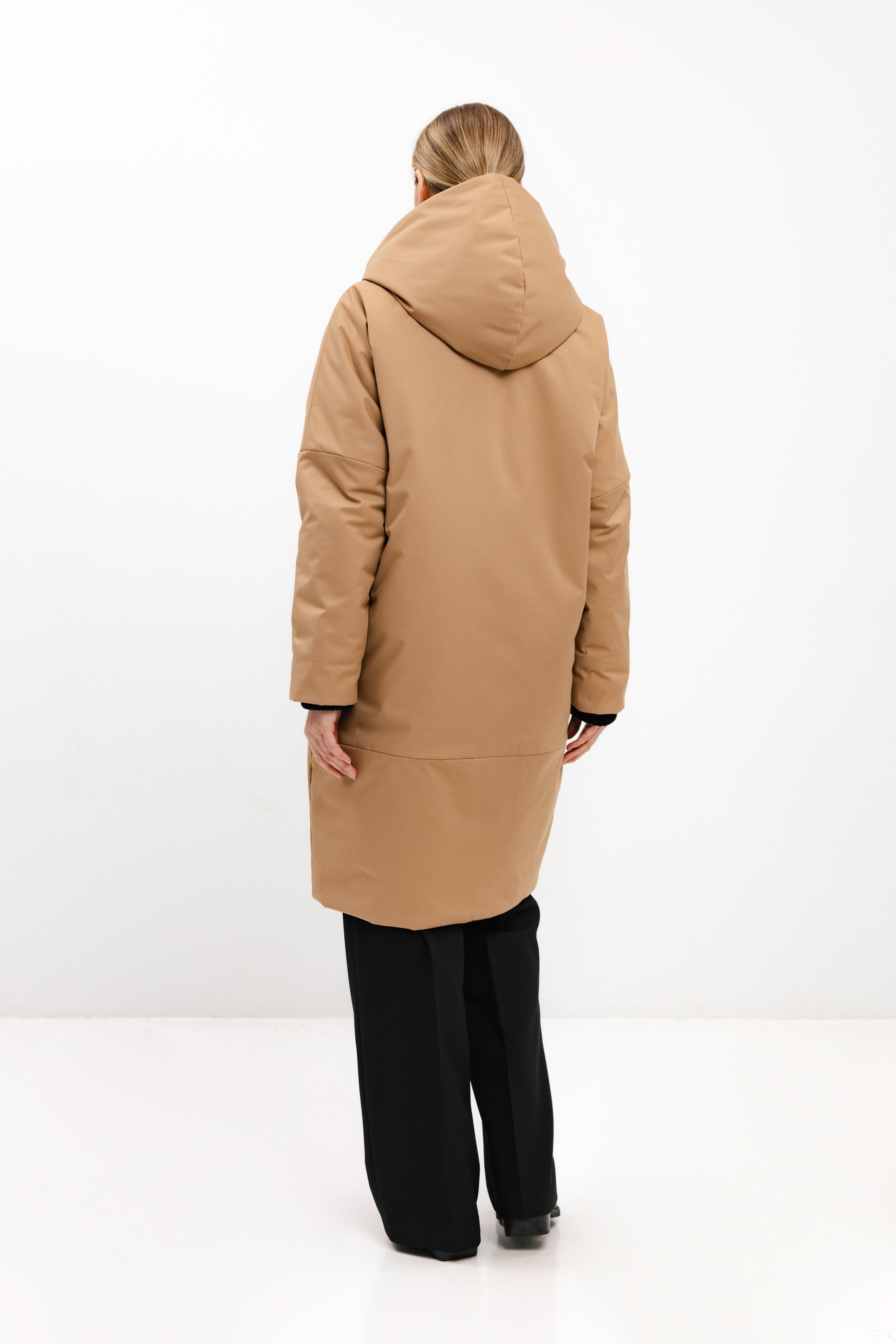 LIGHT BROWN COAT WITH CAMEL WOOL