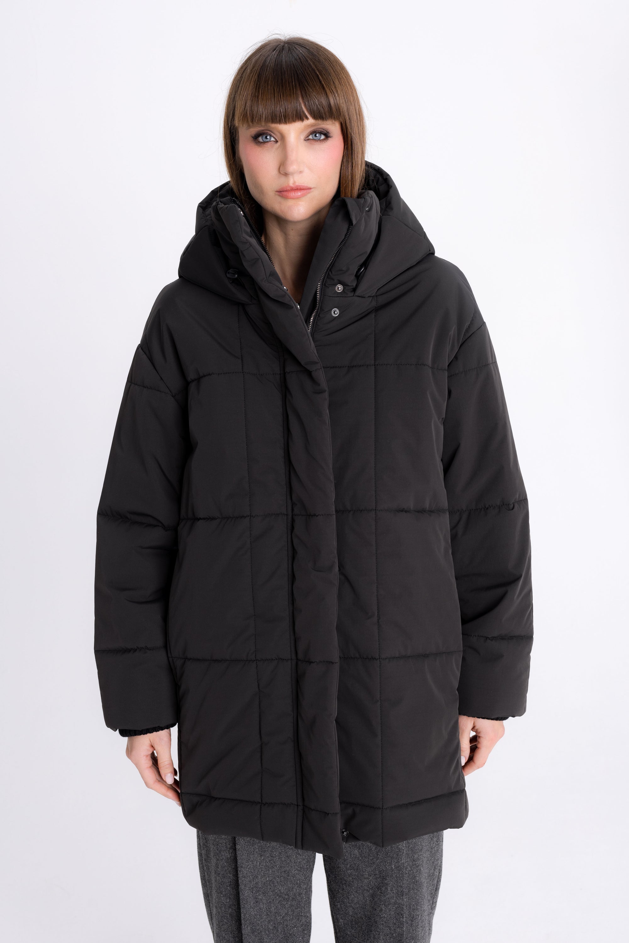 QUILTED GRAFFITI SHORT JACKET WITH HOOD