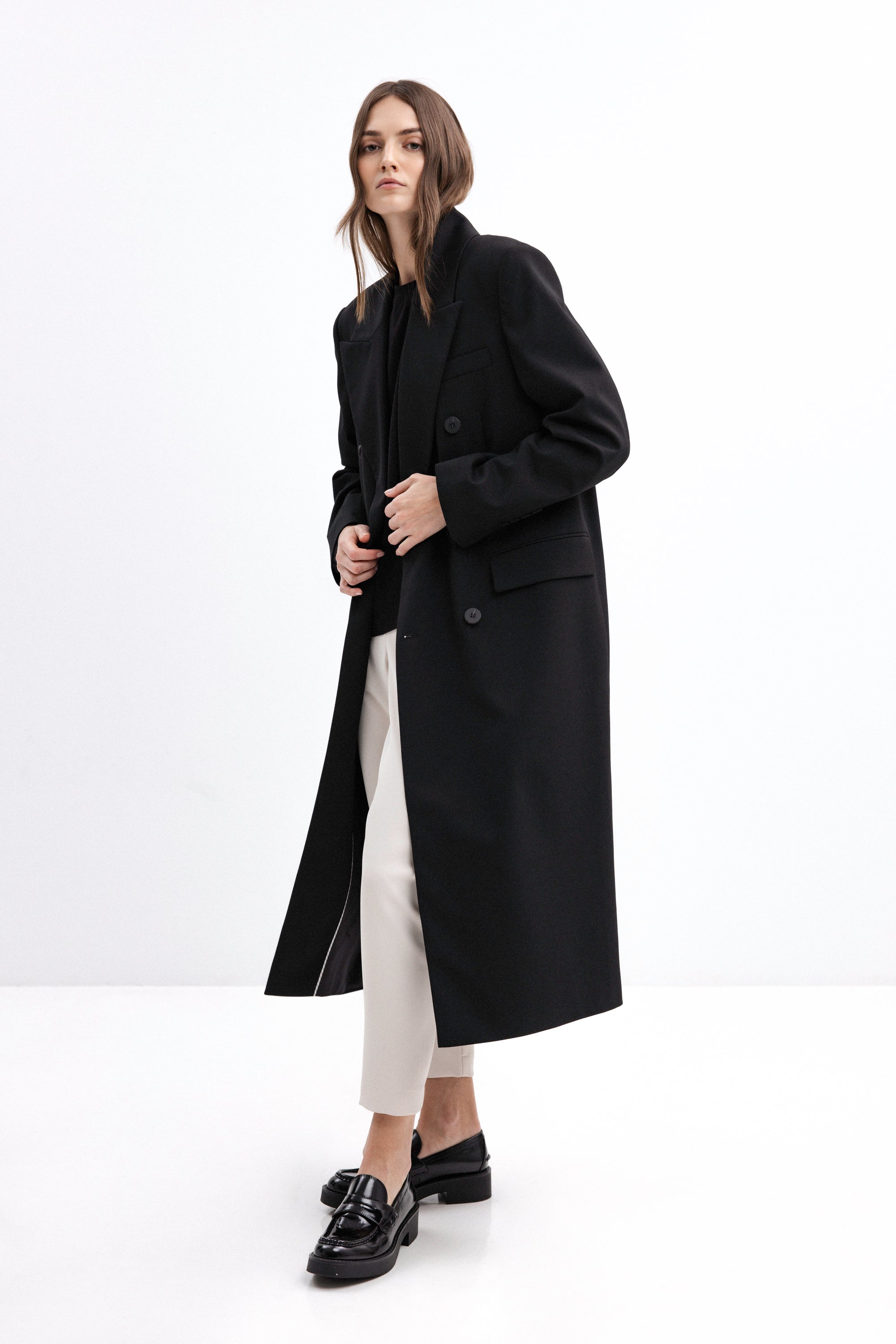 BLACK OVERSIZED COAT-STYLE JACKET